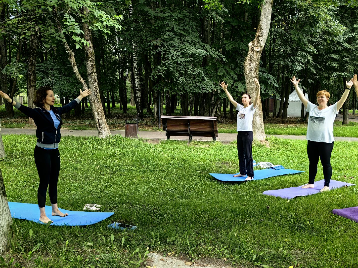 Йога, занятия, парк, площадка