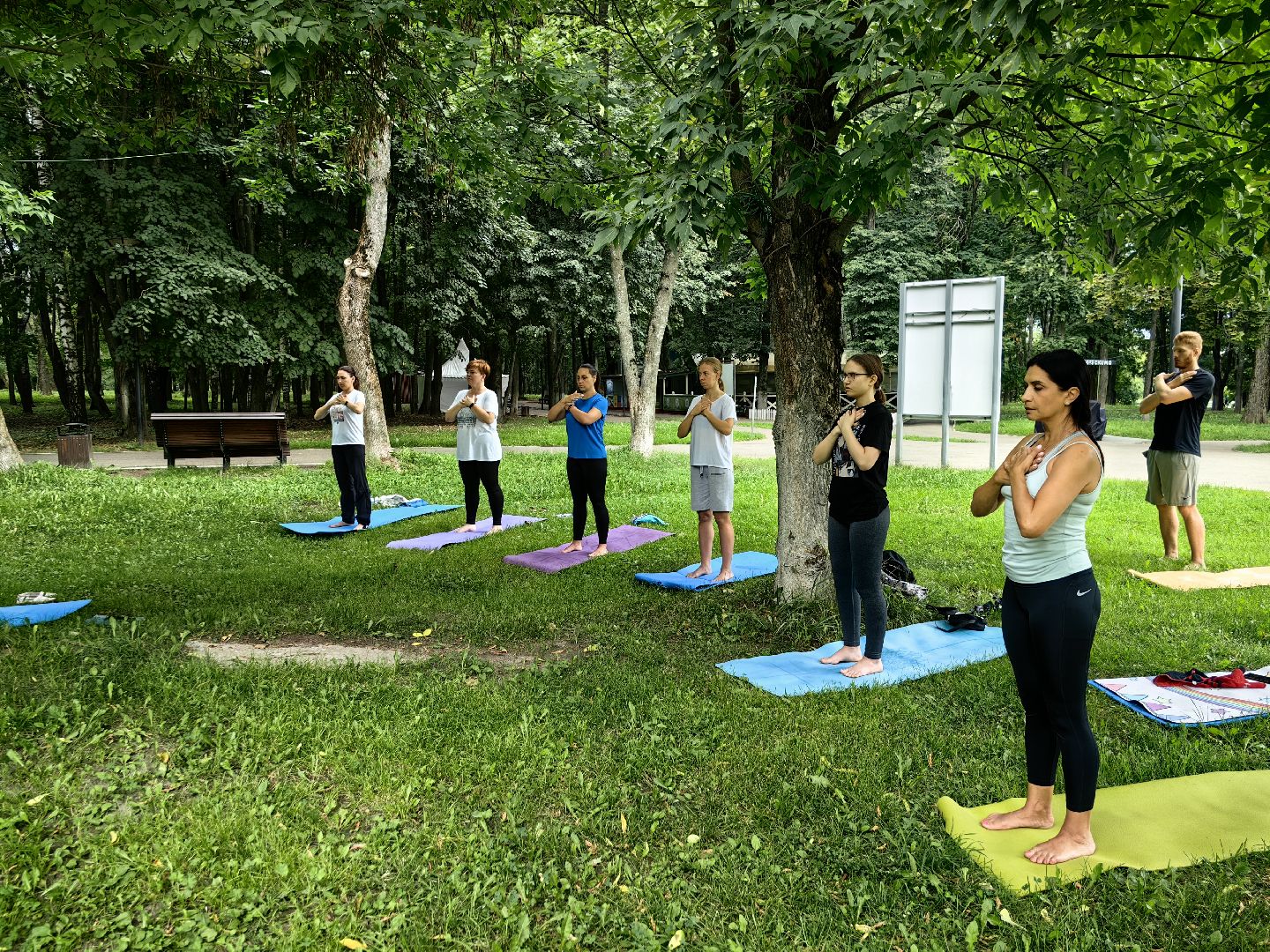 Йога, занятия, парк, площадка