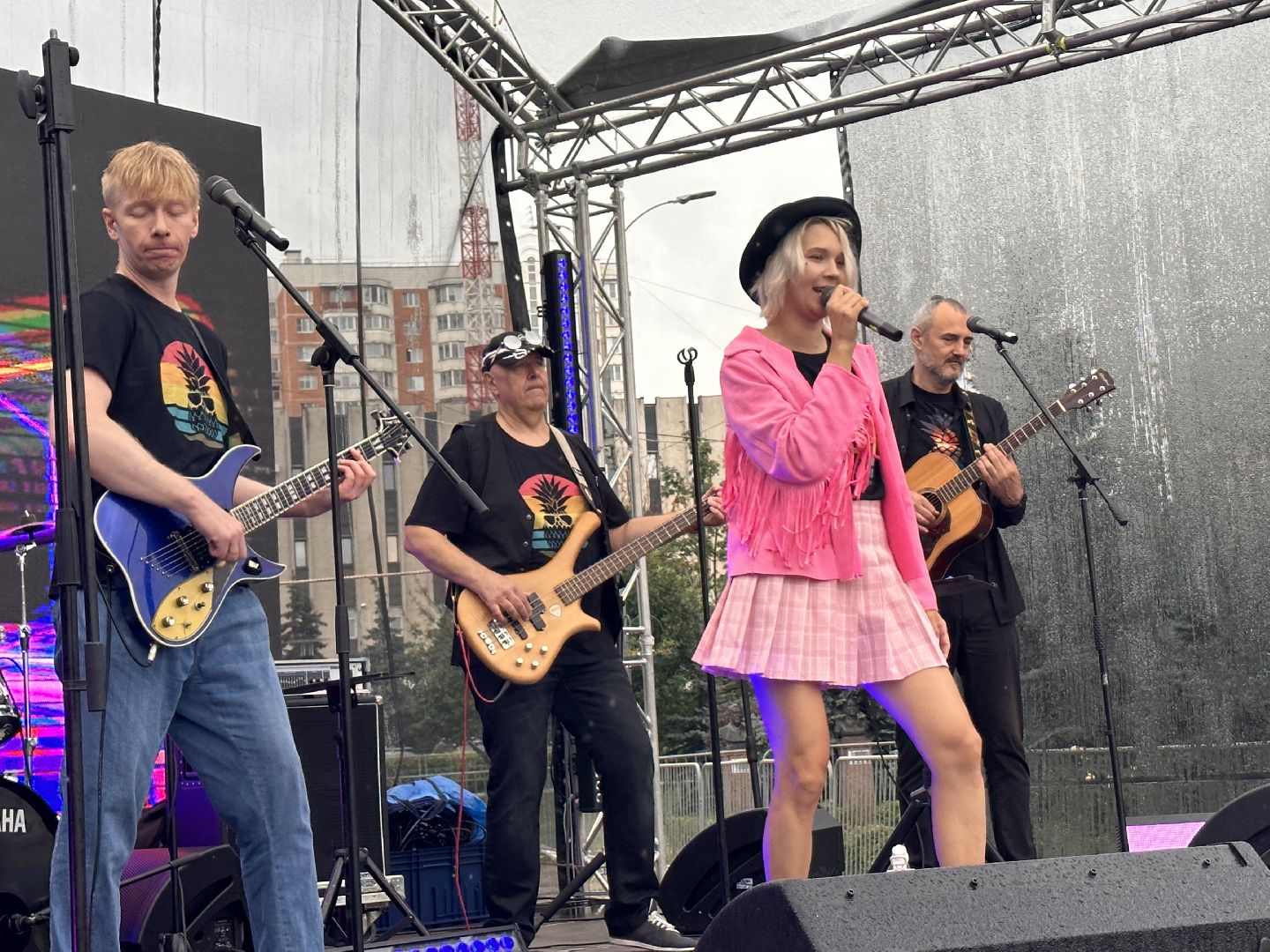 Одинцово, День молодёжи, Ананасовая луна