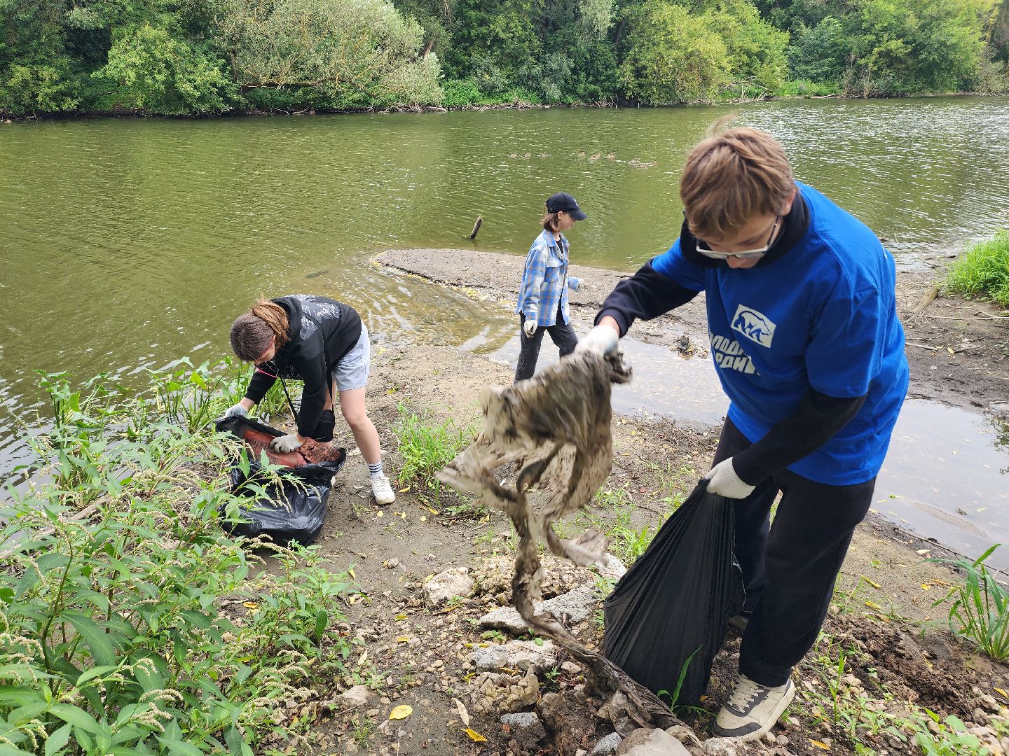 Принарский парк, серпухов, субботник, молодежь, акция, экология, экоактивист,