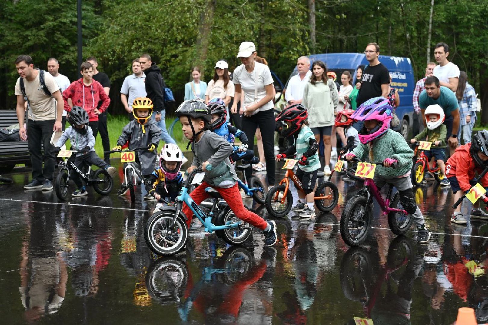 Ступино, день физкультурника, беговел