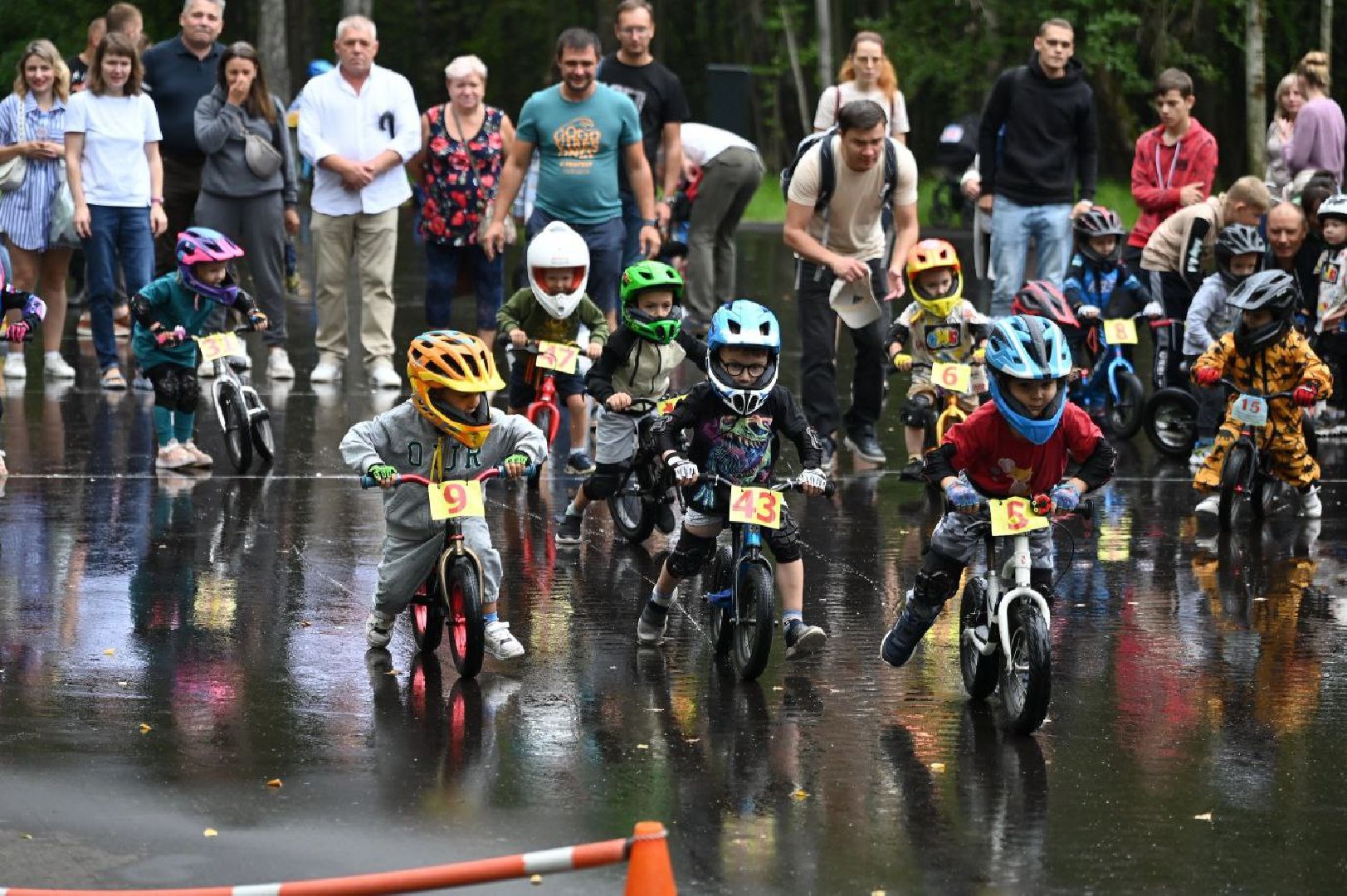 Ступино, день физкультурника, беговел