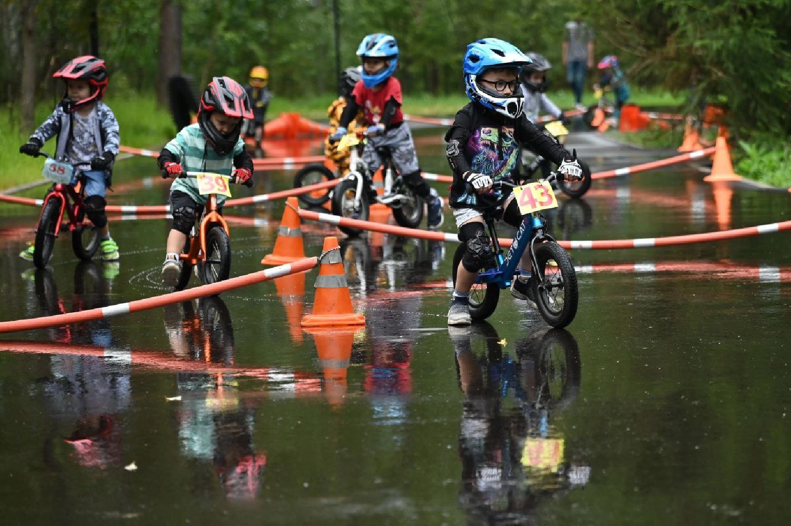 Ступино, день физкультурника, беговел