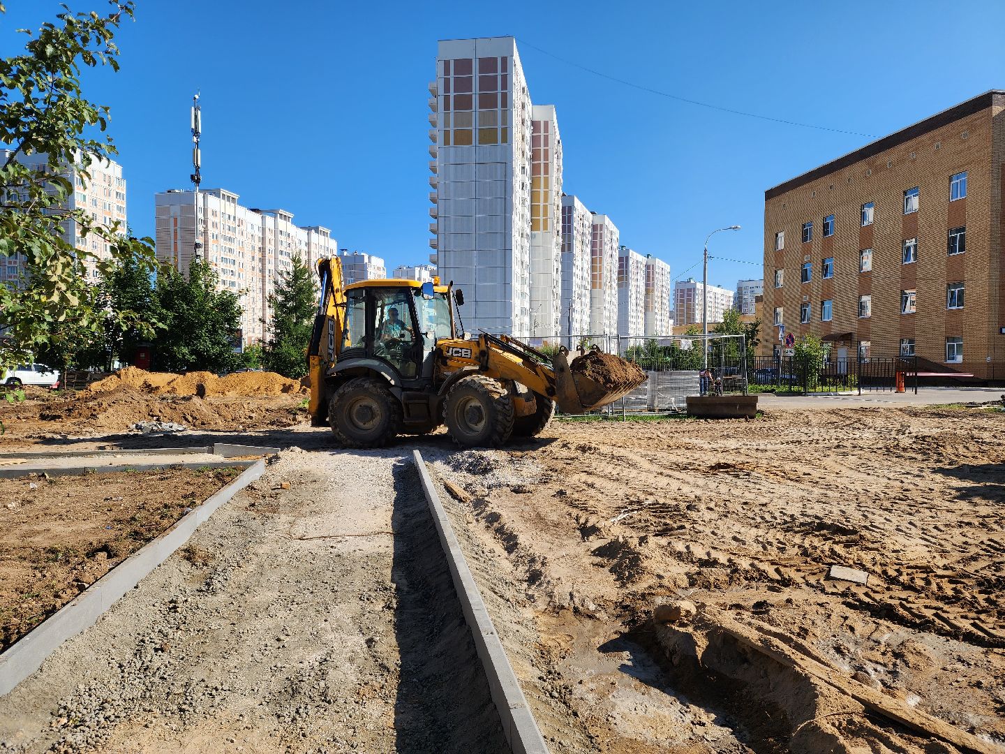 Подольск, стела, патриотизм, благоустройство