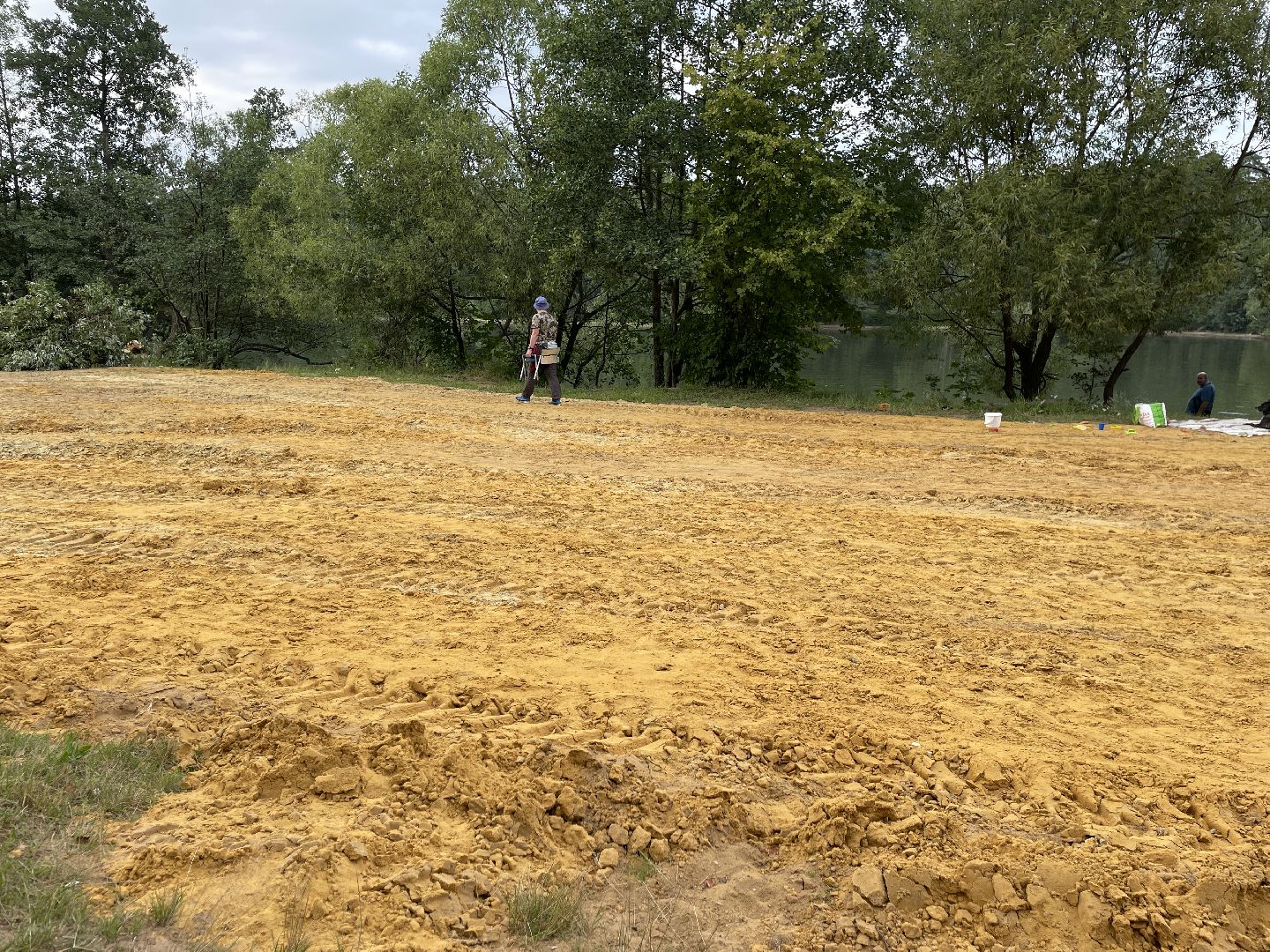 Благоустройство, озеро, песок, пляж