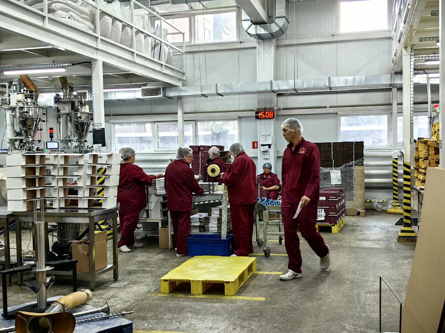 Нацпроект, производство, специи, соус