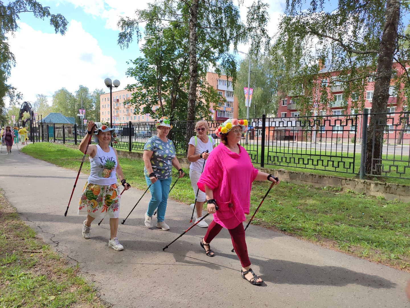 #активноедолголетие, #скандинавскаяходьба, #костюмированныйскандипроход, #талдом, #спорт