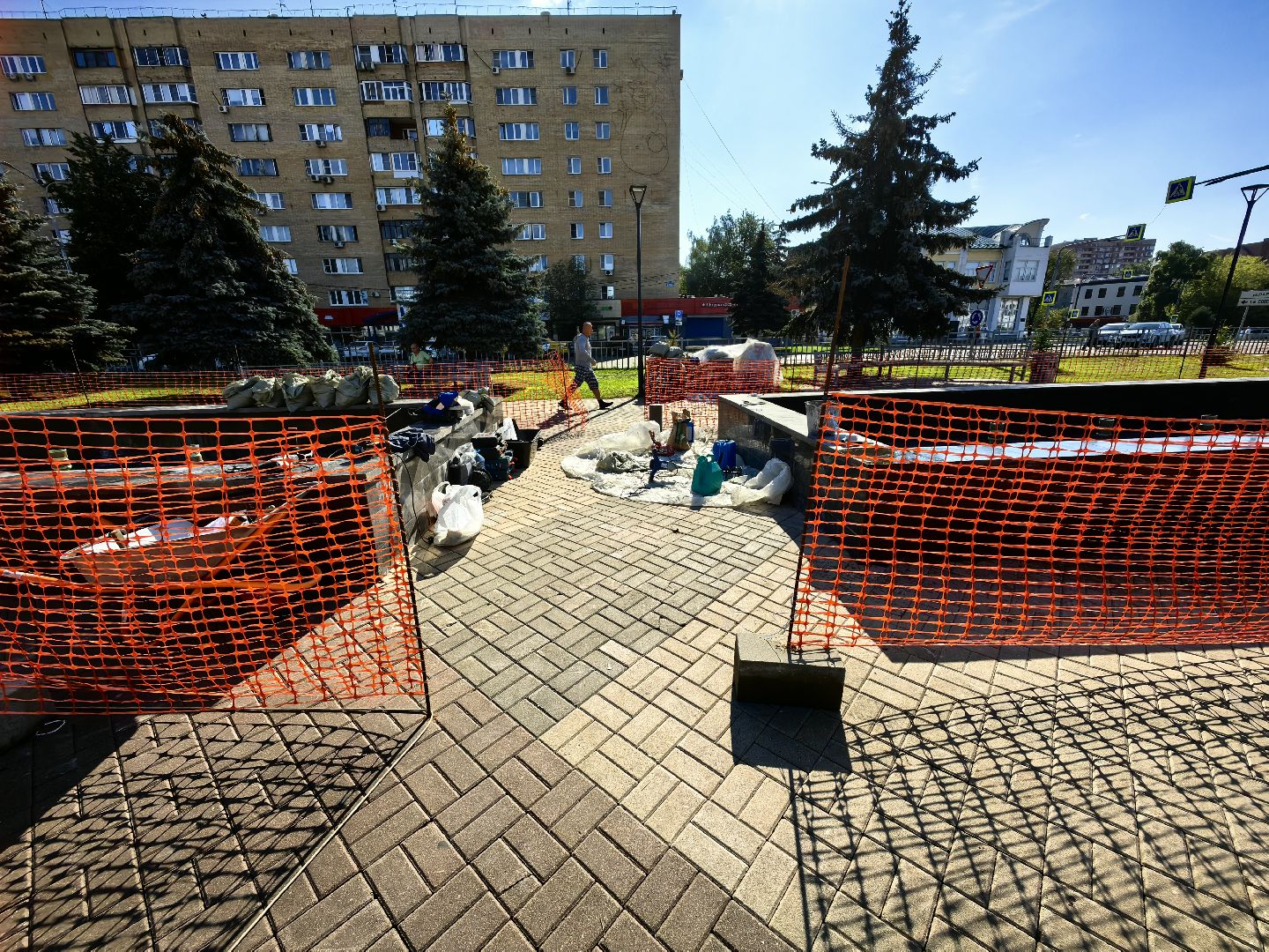 Фонтан, ремонт, День города, светильник