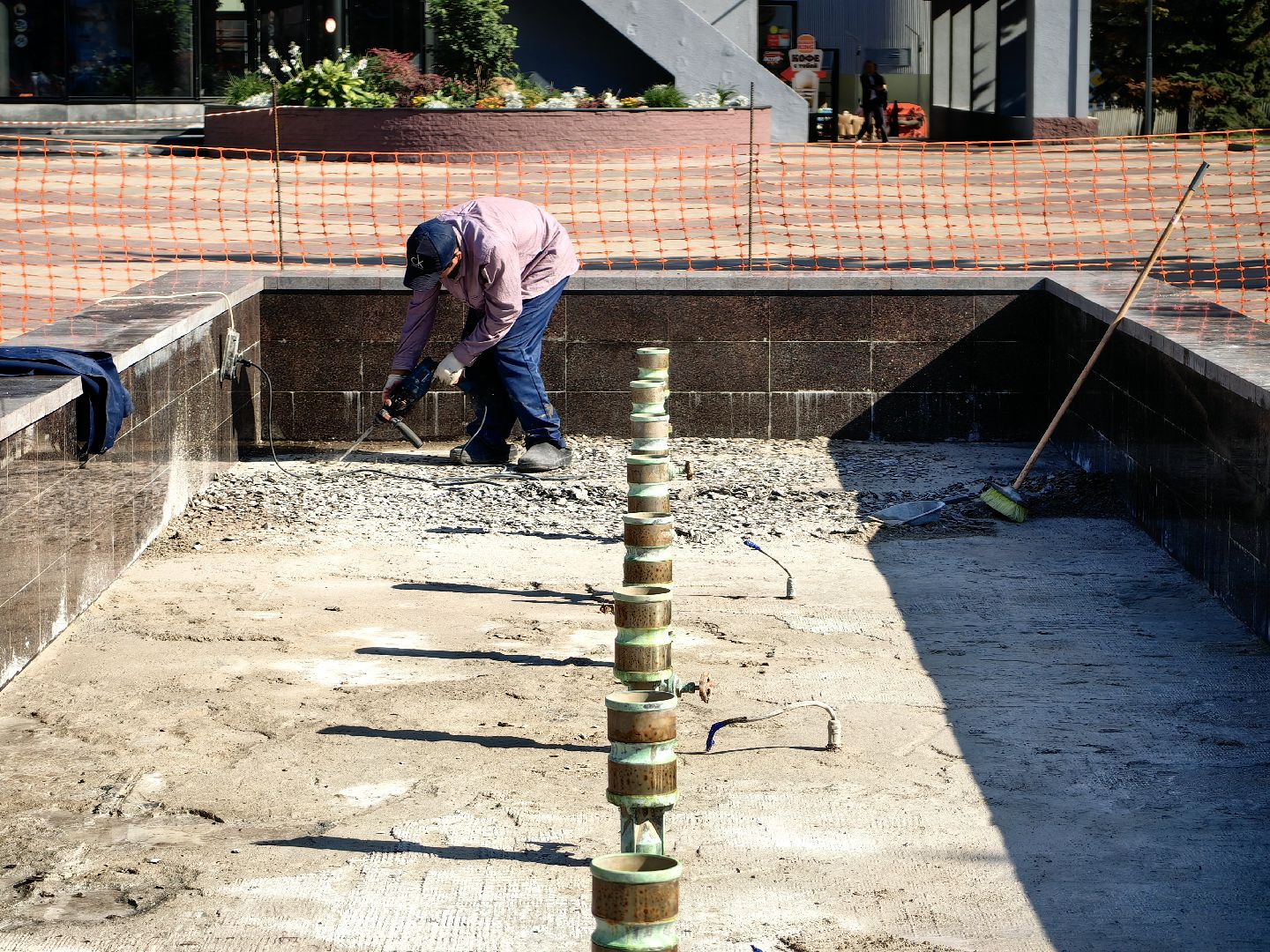 Фонтан, ремонт, День города, светильник
