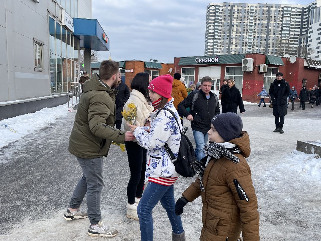 8 марта, право, студенты