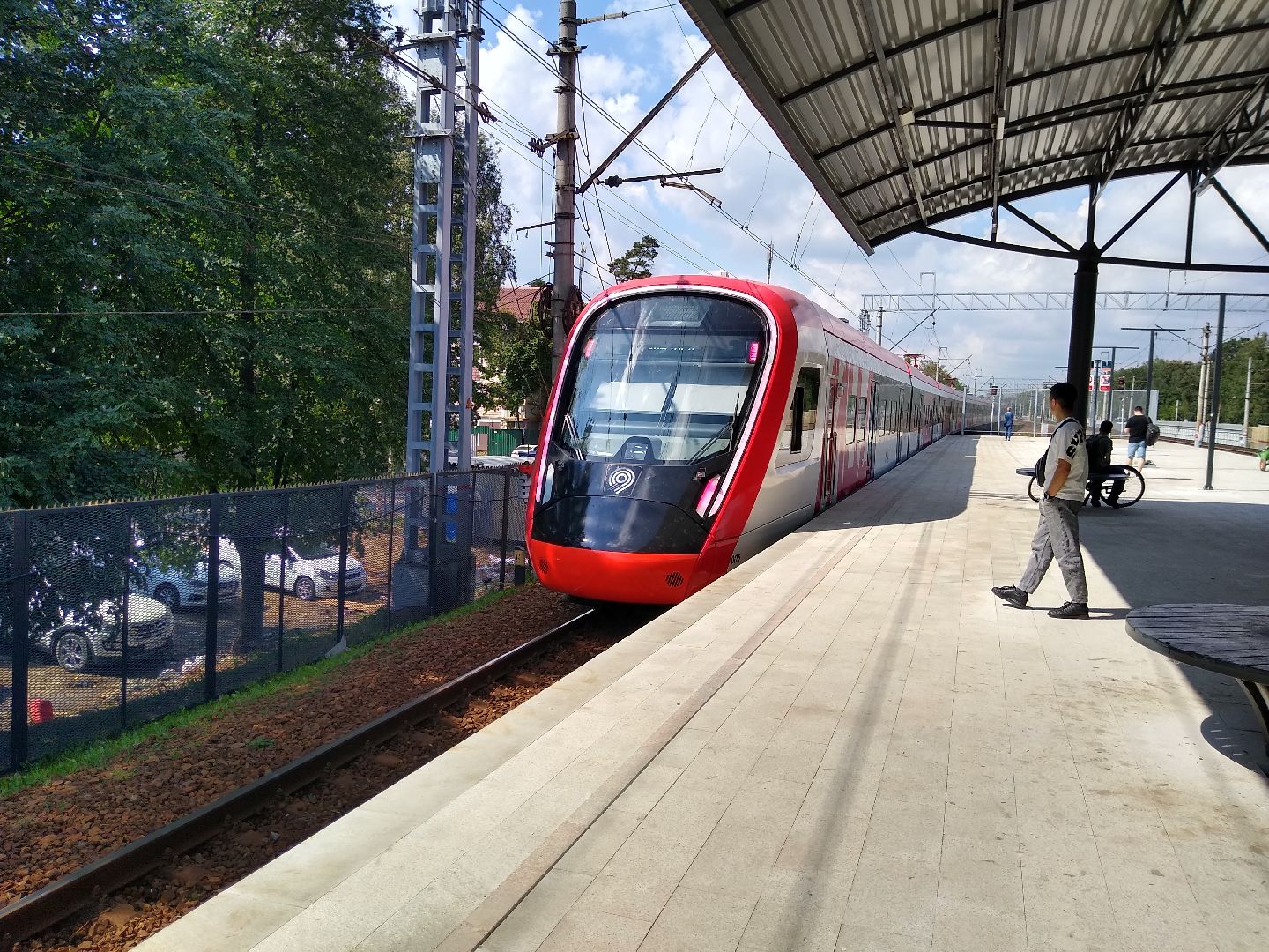 Раменское, транспорт, подготовка к запуску мцд-3, ЦППК информирует пассажиров на платформе