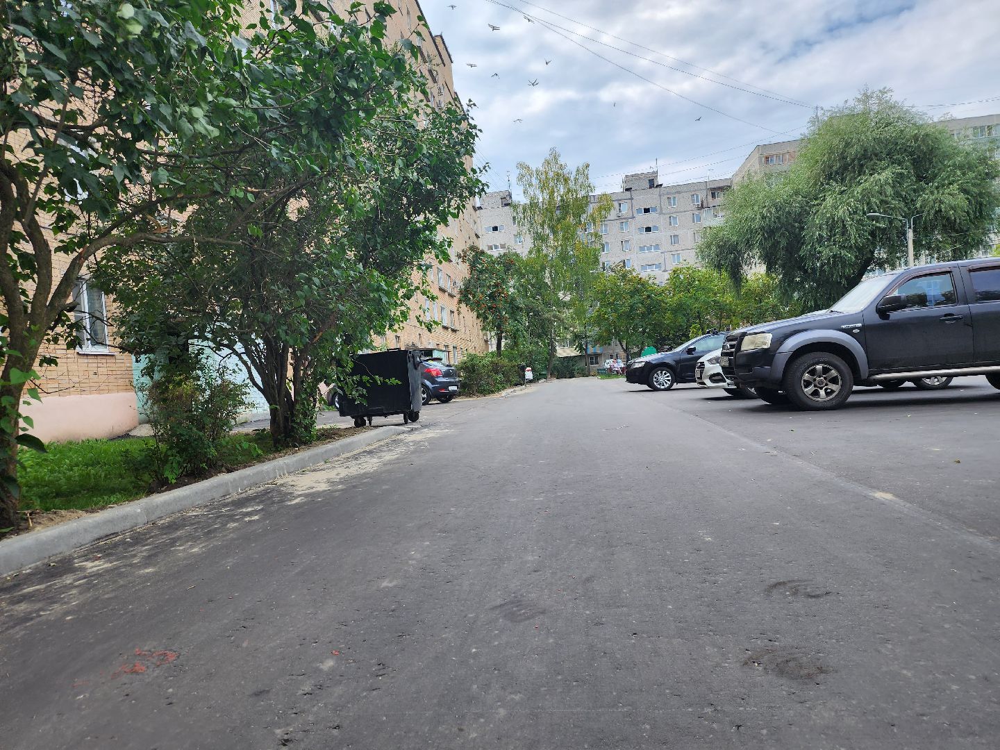 Павловский Посад, городской округ Павловский Посад, люди, благоустройство, двор асфальт, жители