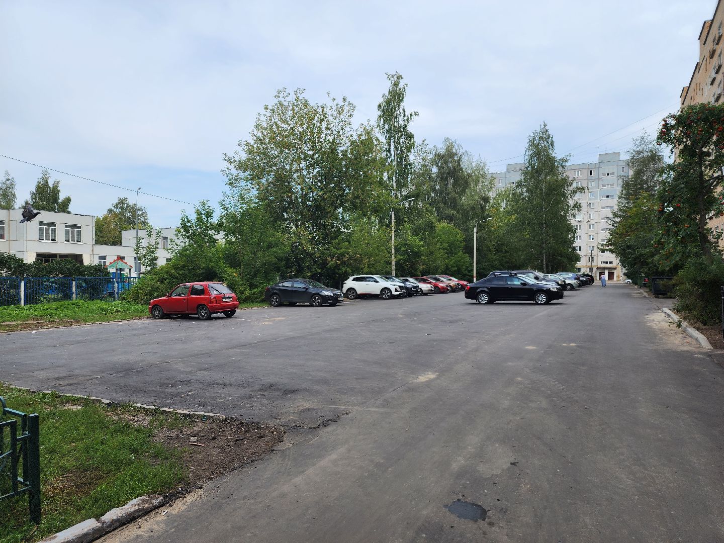 Павловский Посад, городской округ Павловский Посад, люди, благоустройство, двор асфальт, жители