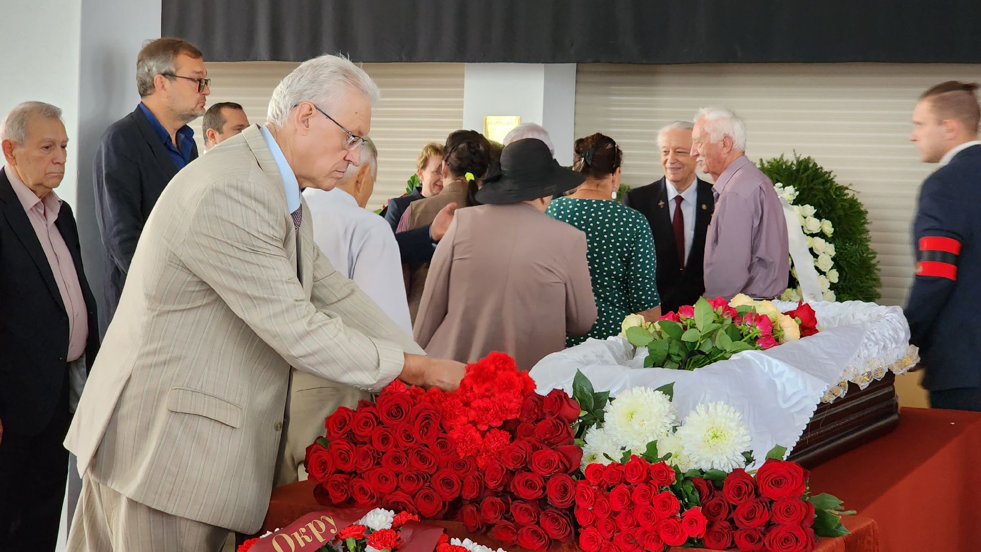 прощание, Наталия Королёва, похороны,