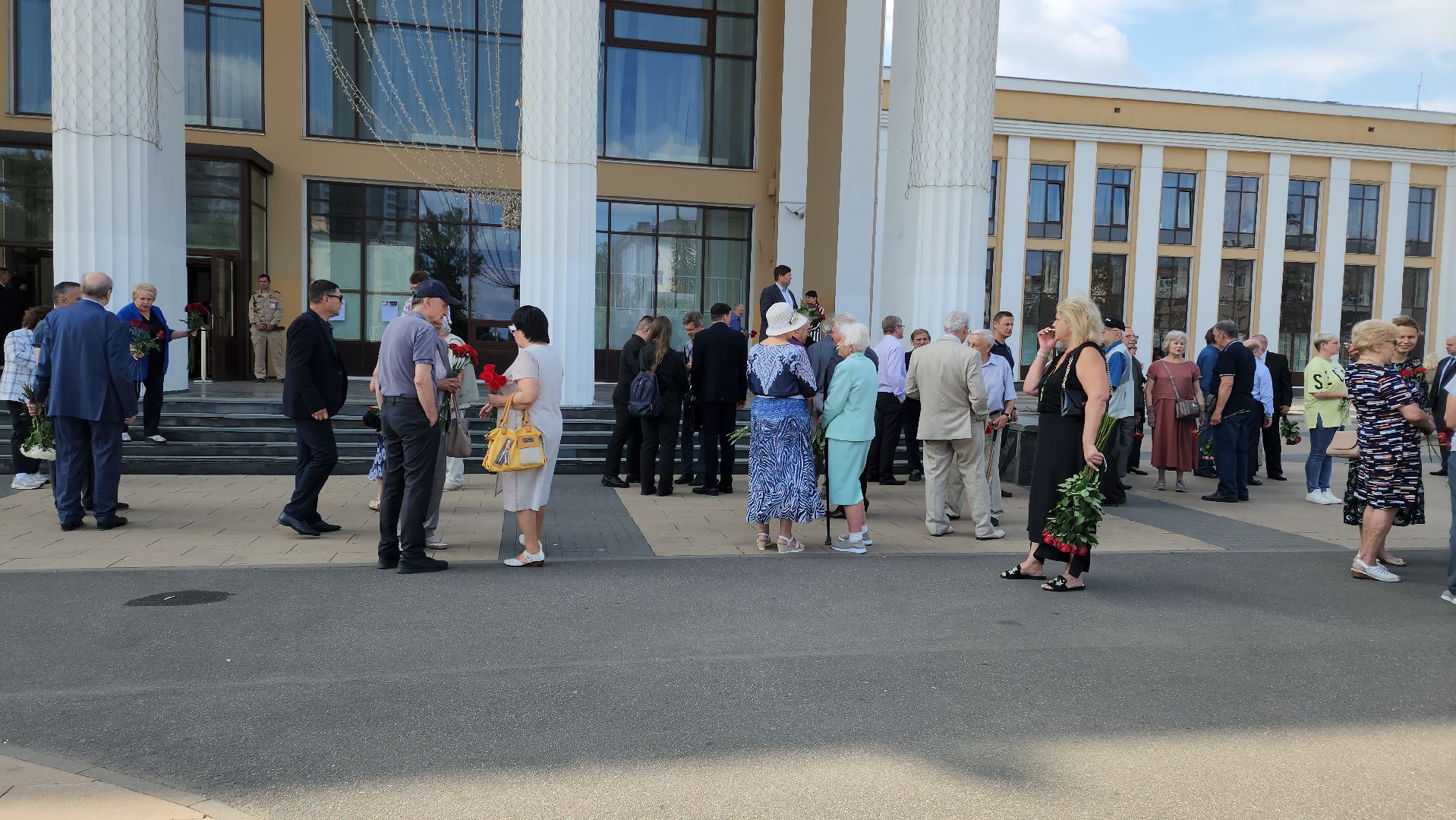 прощание, Наталия Королёва, похороны,