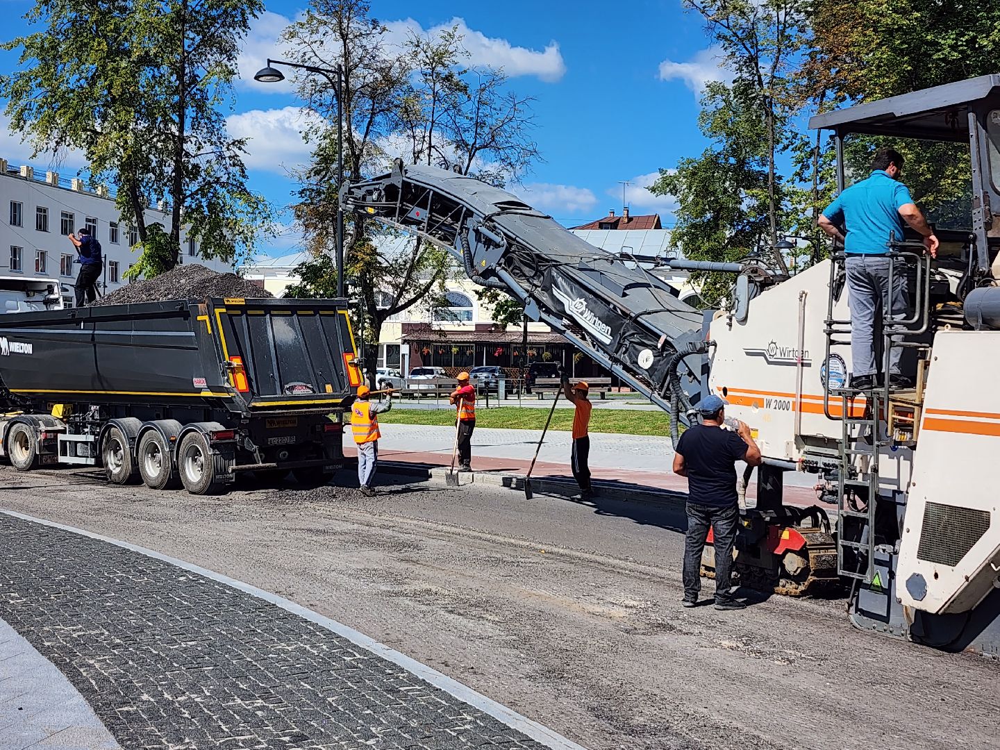 строительство дорог, дороги, дорожный ремонт, серпухов, асфальтобетон, площадь ленина,