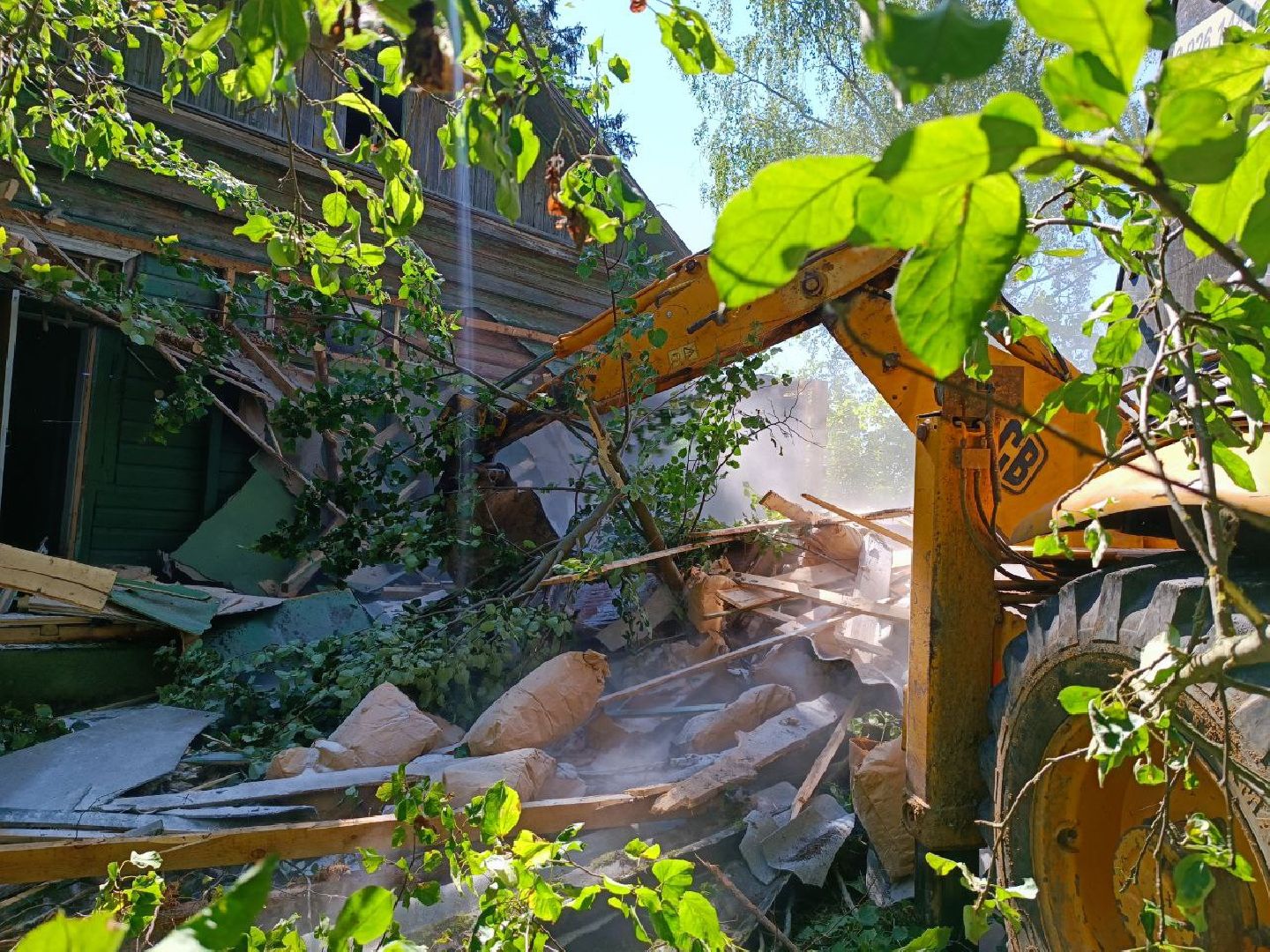 Можайск, Можайский городской округ, Подмосковье, аварийный объект, здание, снос, работы, благоустройство