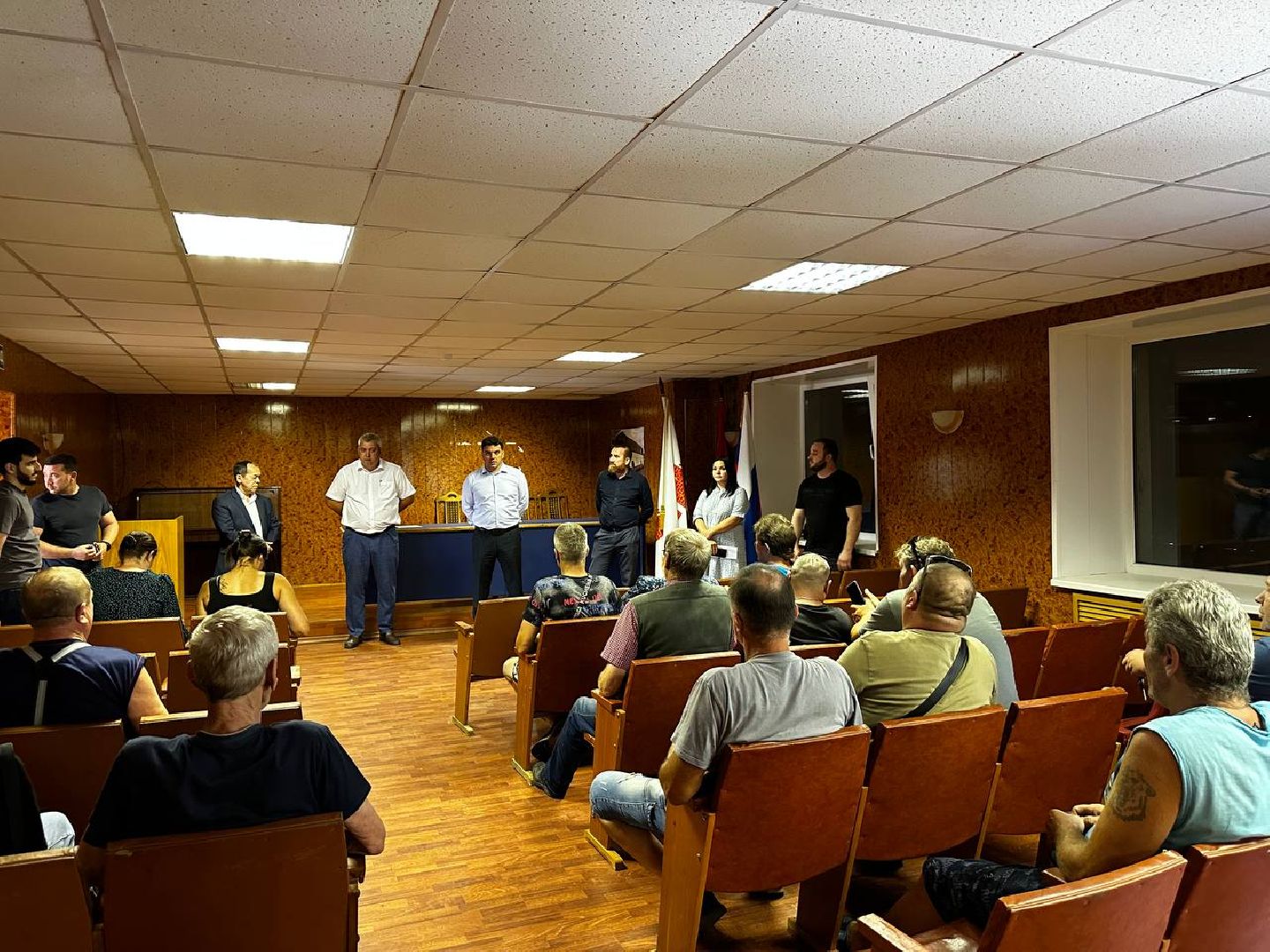 Можайск, Можайский городской округ, Подмосковье, встреча, глава, забастовка, решение проблемы, транспортная компания, рабочие места