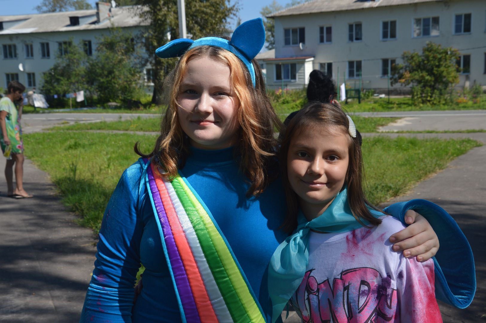 Шатура, Керва, краски Холи, Холи Индия, праздник двора