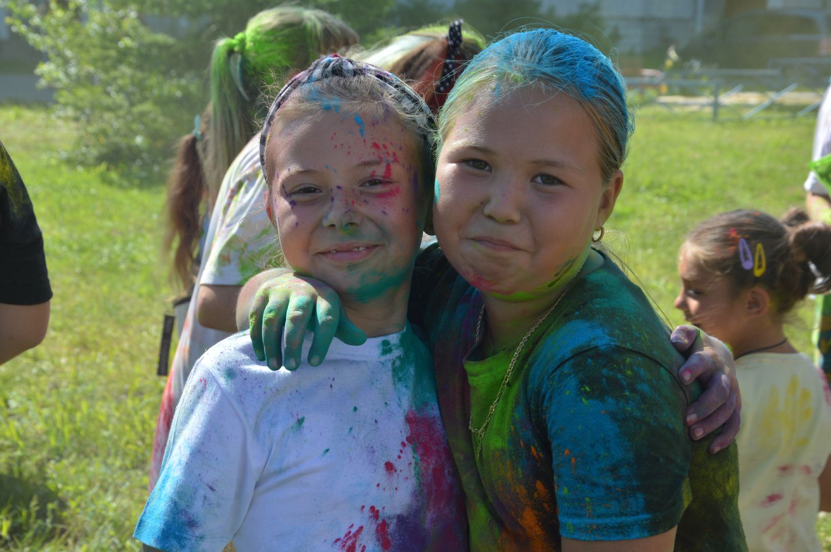 Шатура, Керва, краски Холи, Холи Индия, праздник двора