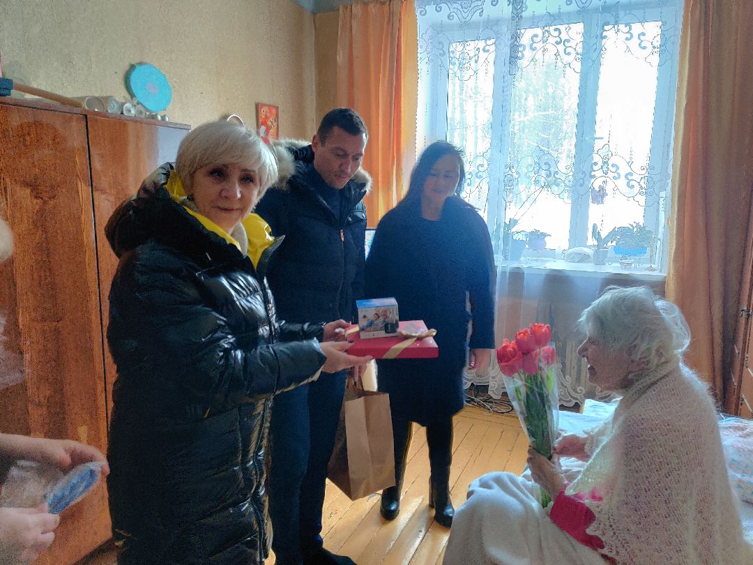 Красноармейск, 8 марта, женщины герои, депутат Легков, ветераны ВОВ, жены бойцов СВО