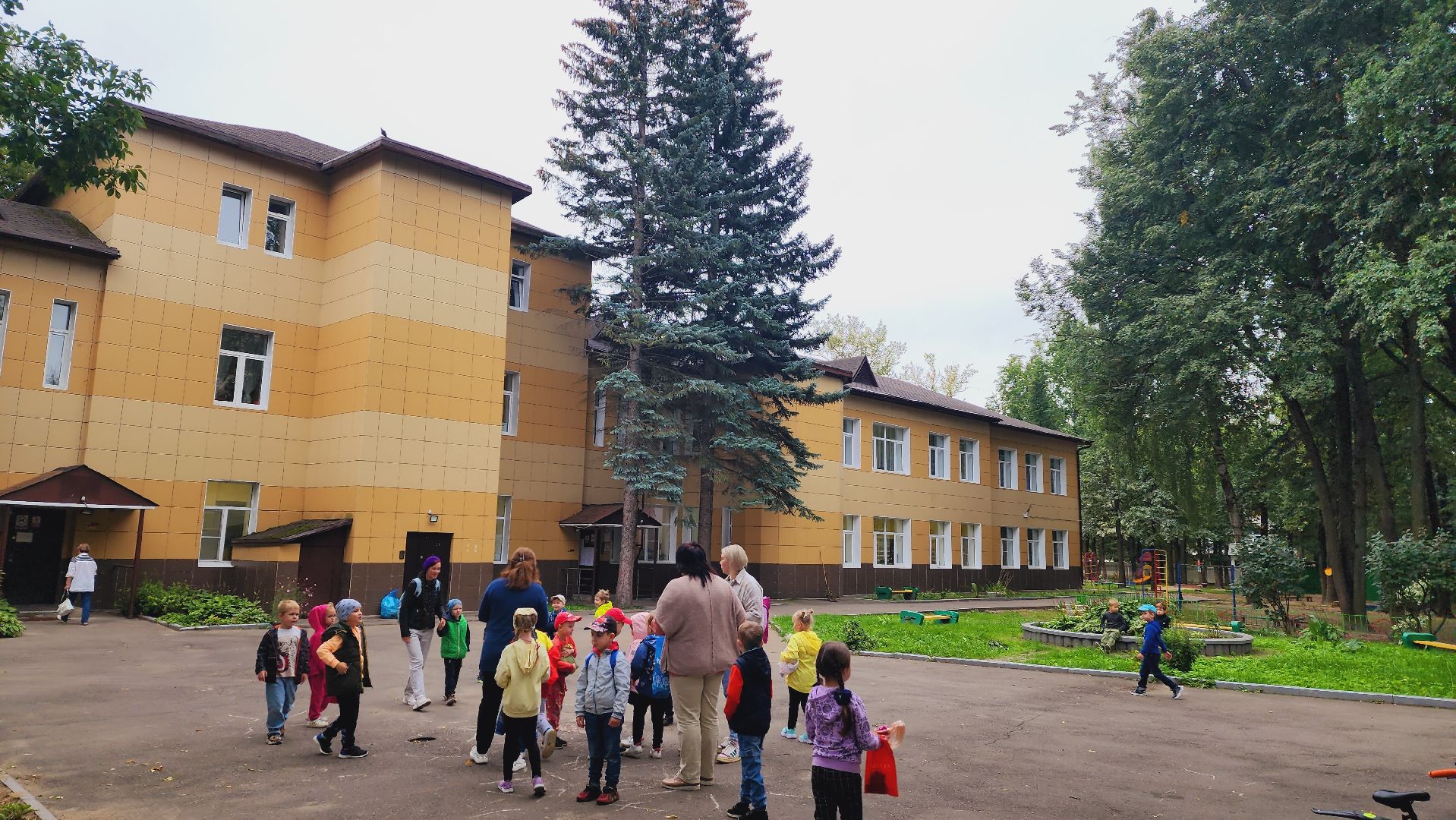 Подмосковье, Ивантеевка, благоустройство