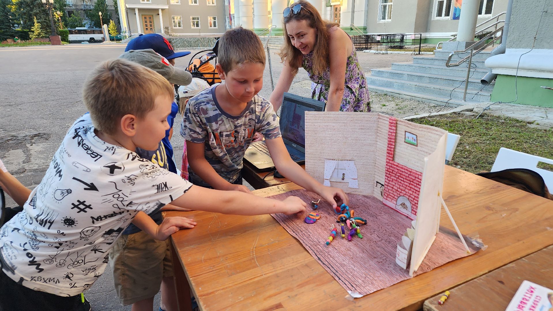 Ступино, островок, клякса, летняя школа анимации