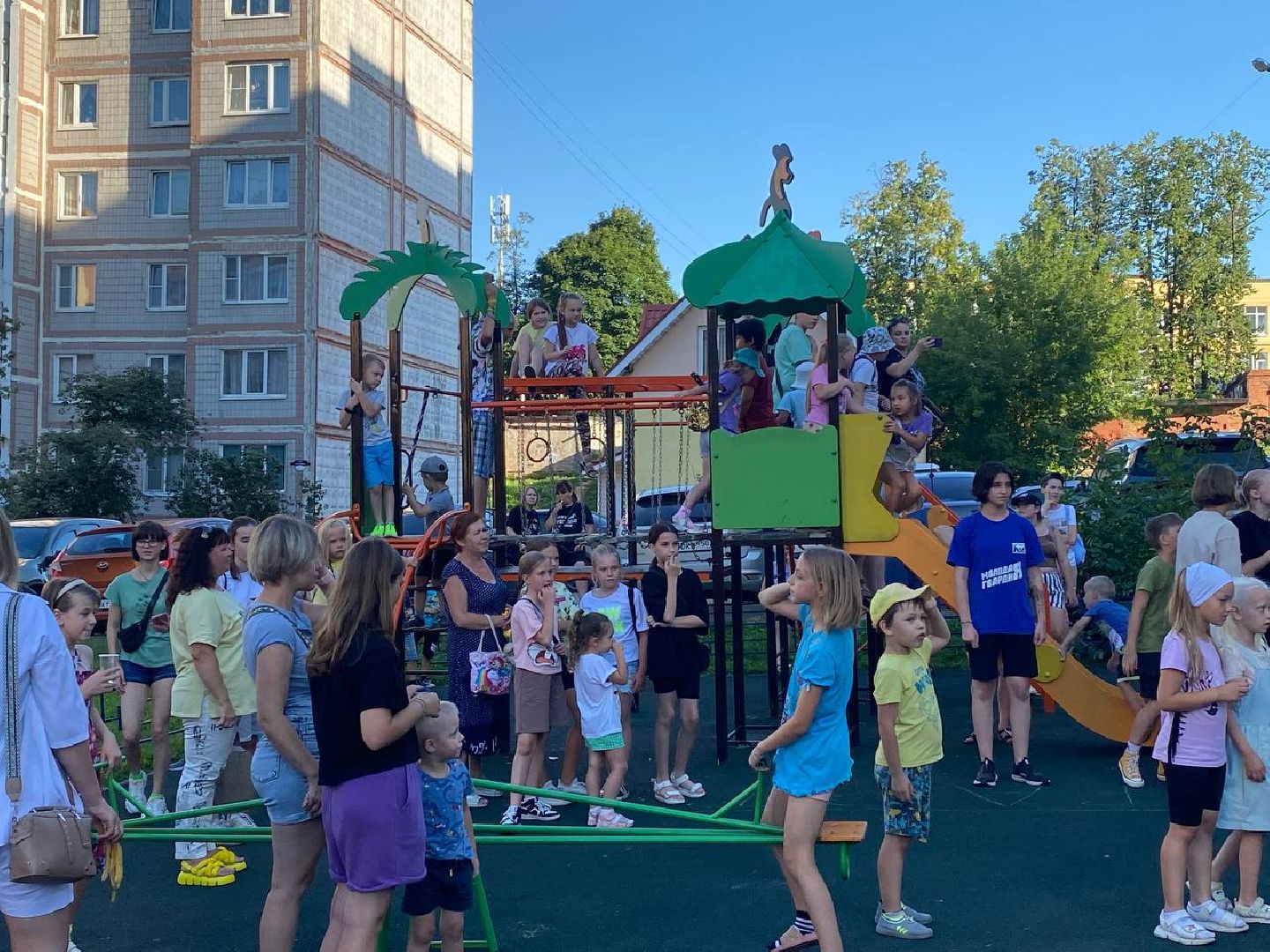 Чехов, праздник, двор, жители, депутат, ЖКХ, администрация