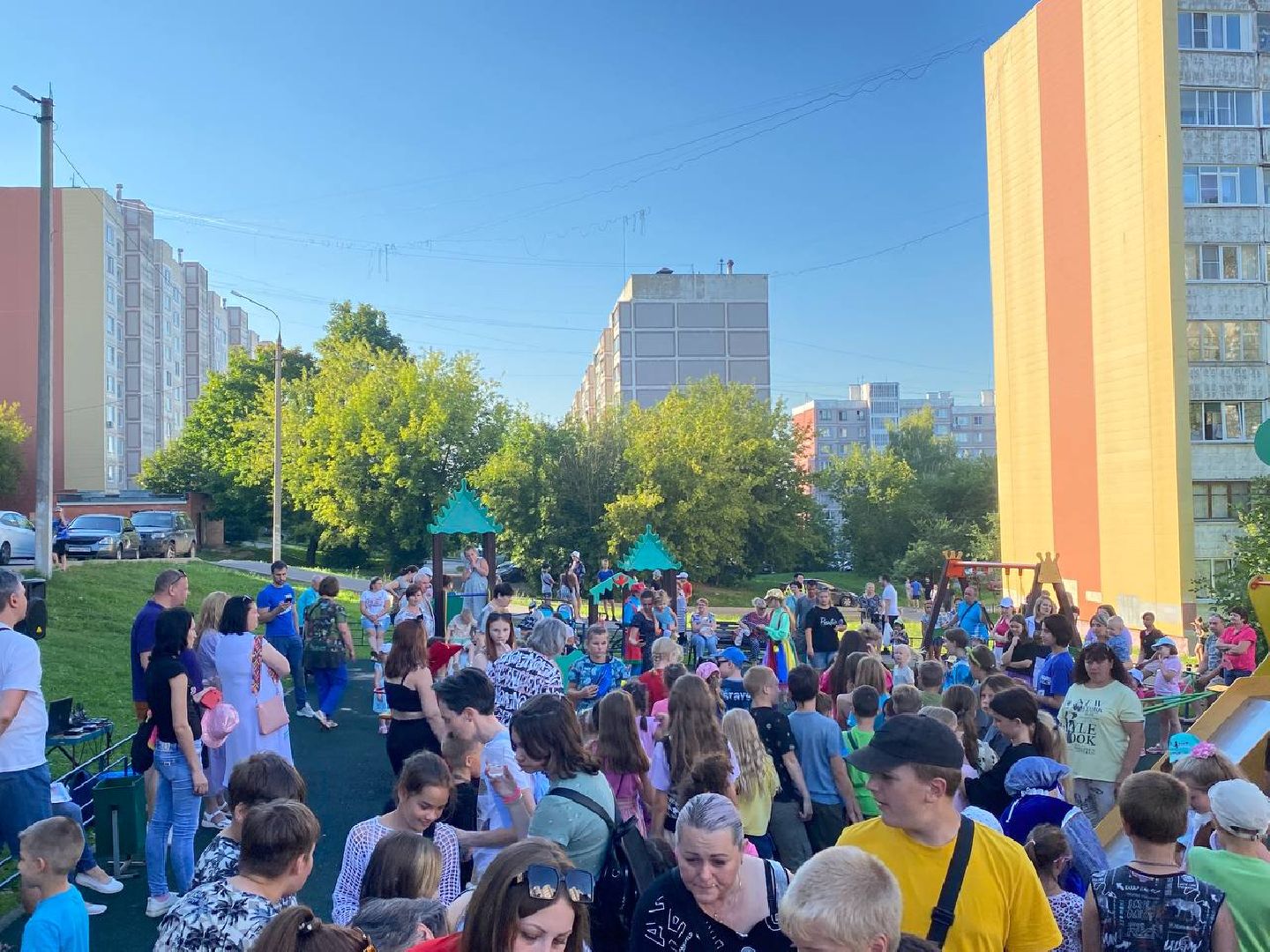 Чехов, праздник, двор, жители, депутат, ЖКХ, администрация