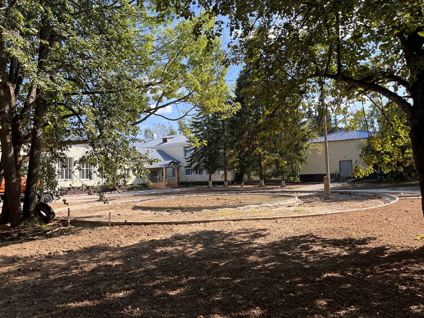 Шаховская, благоустройство, школа