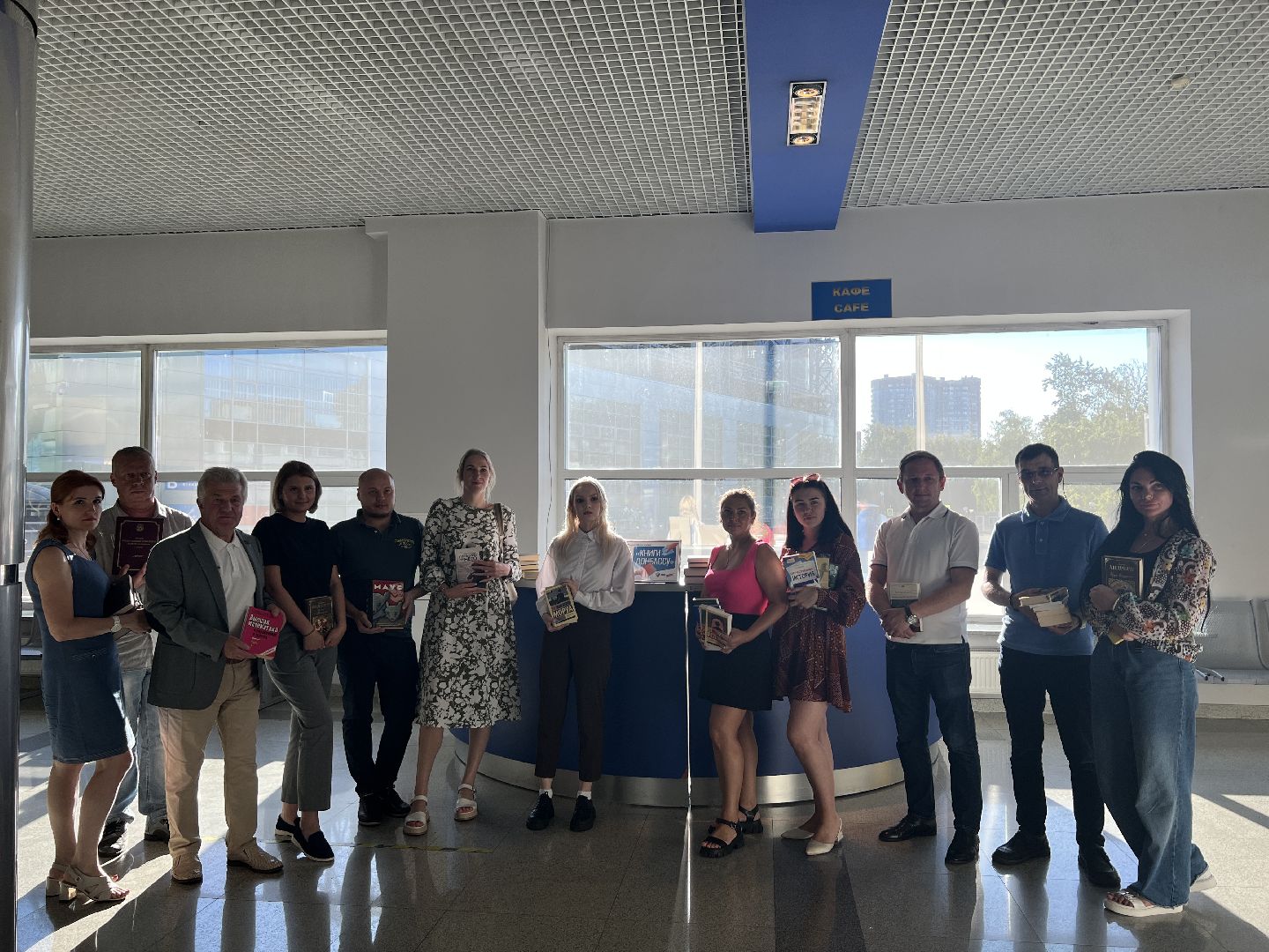 Химки, книги Донбаса, гуманитарная помощь