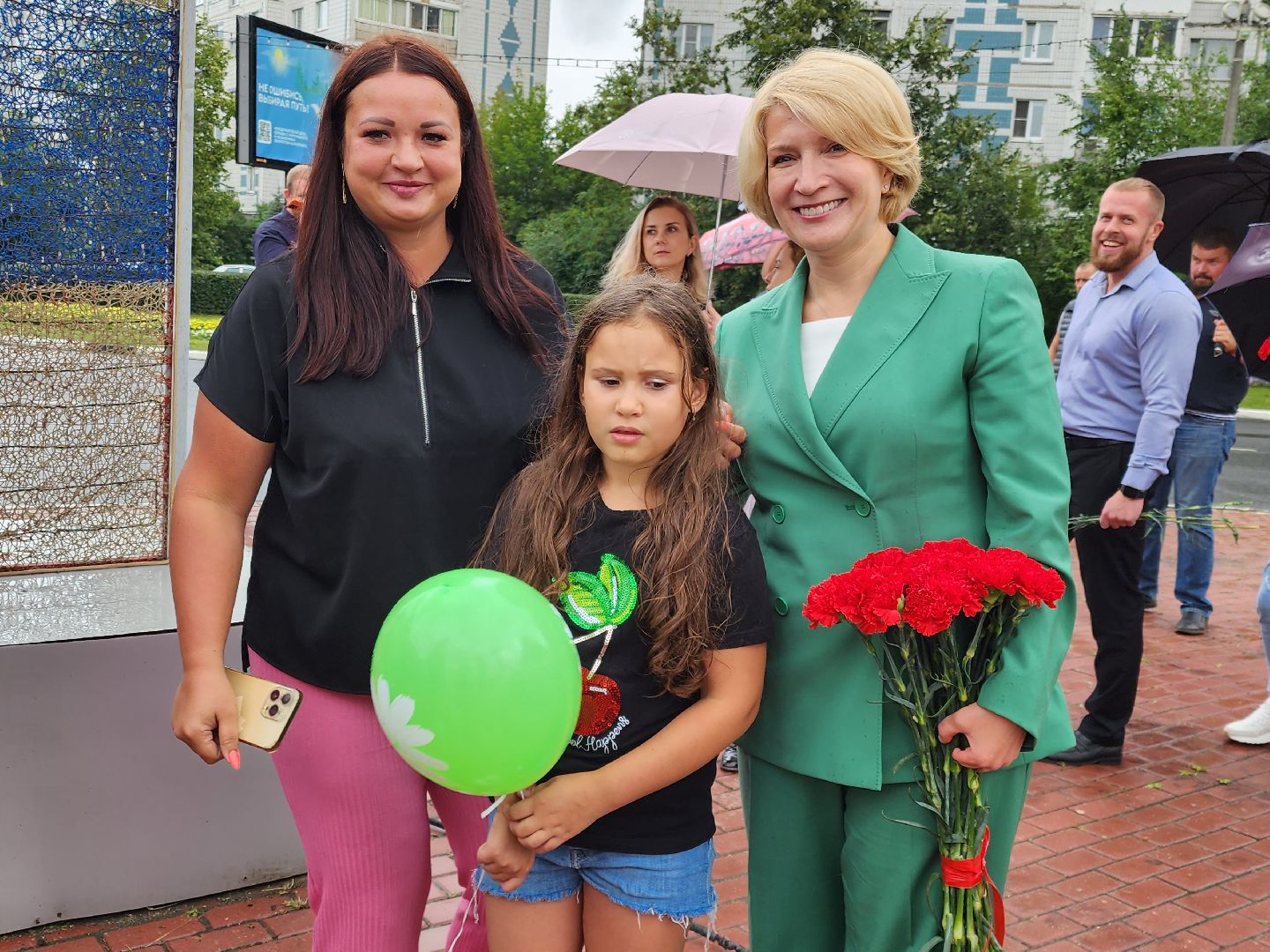 День ВВС, Мытищи, возложение цветов, памятник лётчикам мытищинского аэроклуба, Нина Распопова