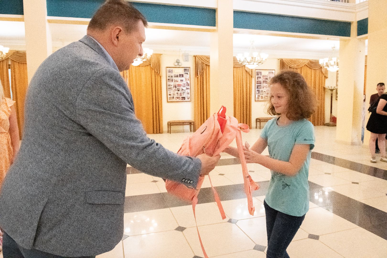 лыткарино, общество, акция, канцелярия, благотворительность,