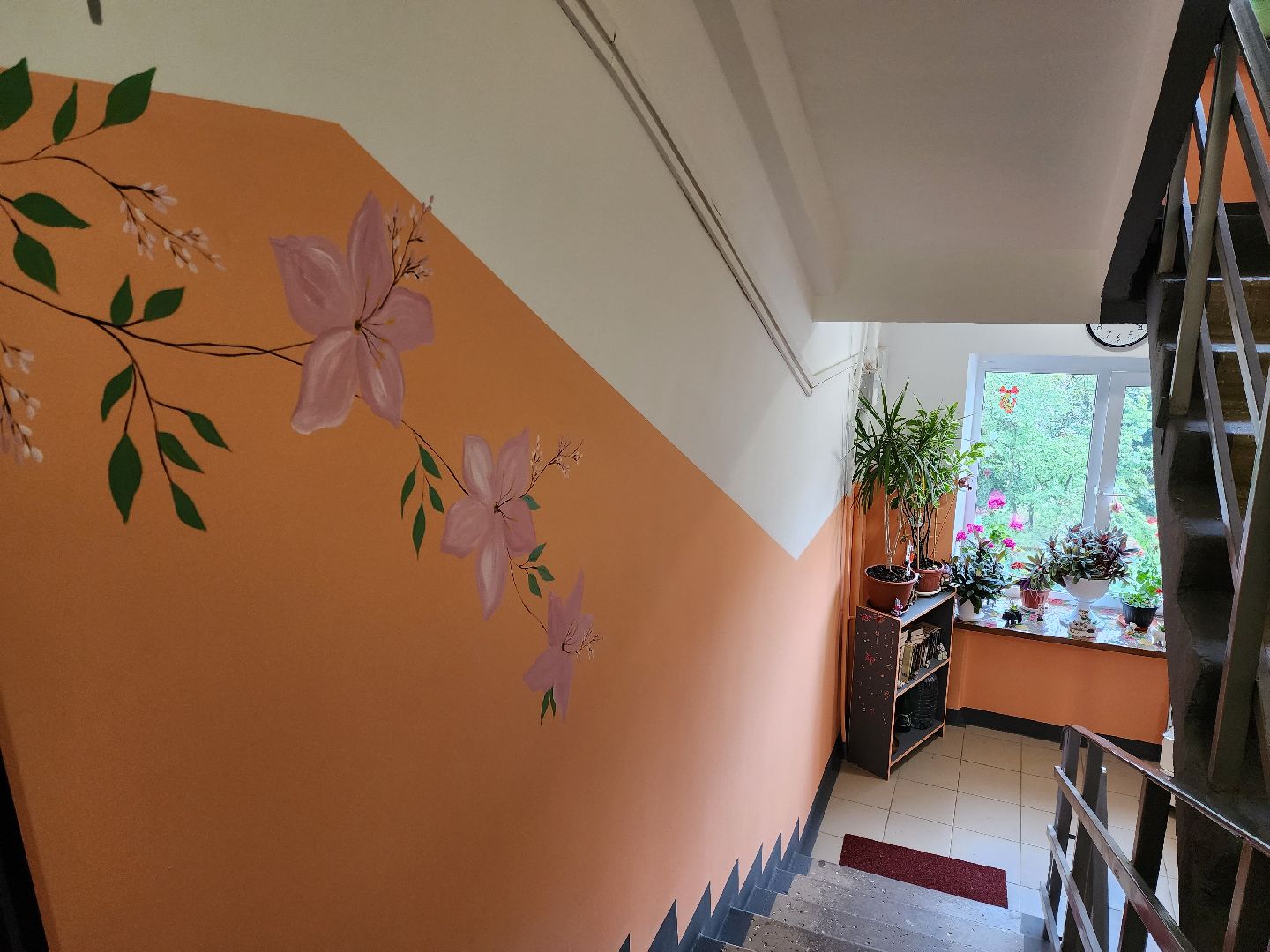 Раменское, ЖКХ, ремонт подъездов, жильцы многоквартирного дома оформили общедомовое пространство