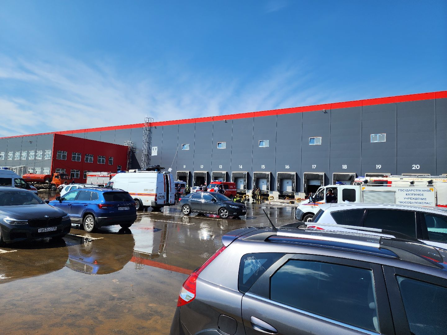 ЧП, пожар, склад