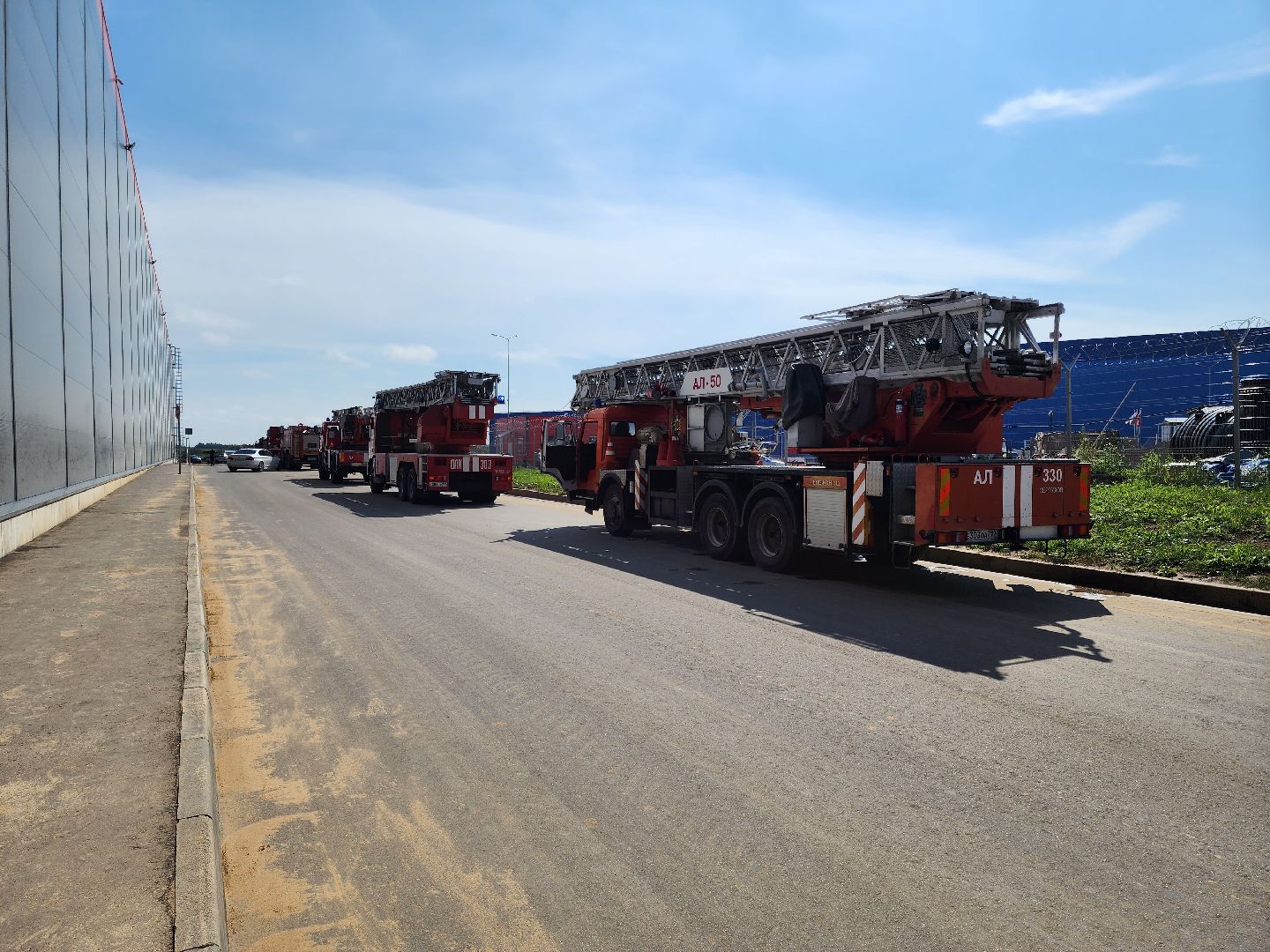 ЧП, пожар, склад