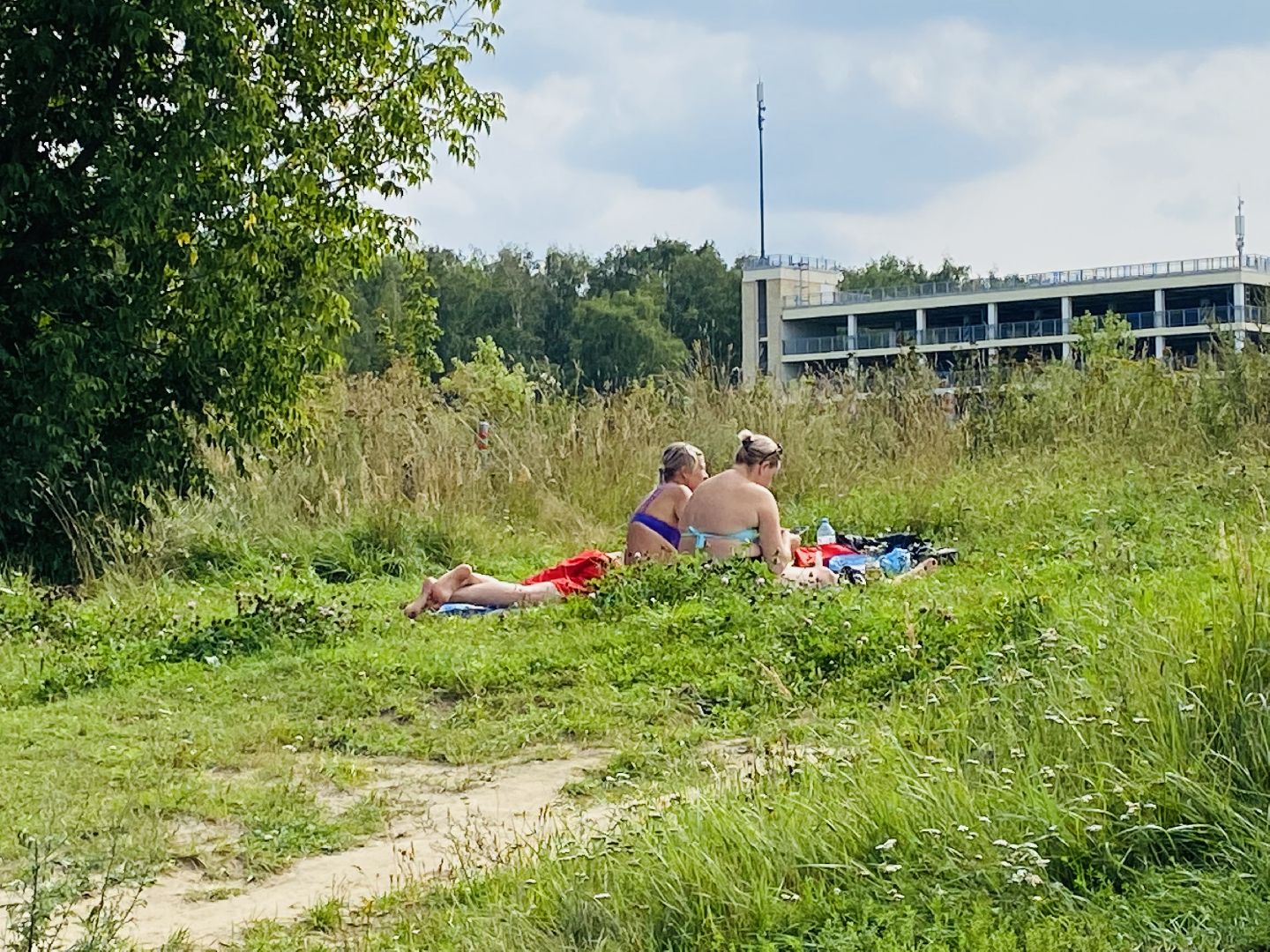 Балашиха, Малый Саввинский пруд, купальный сезон, лето прощай