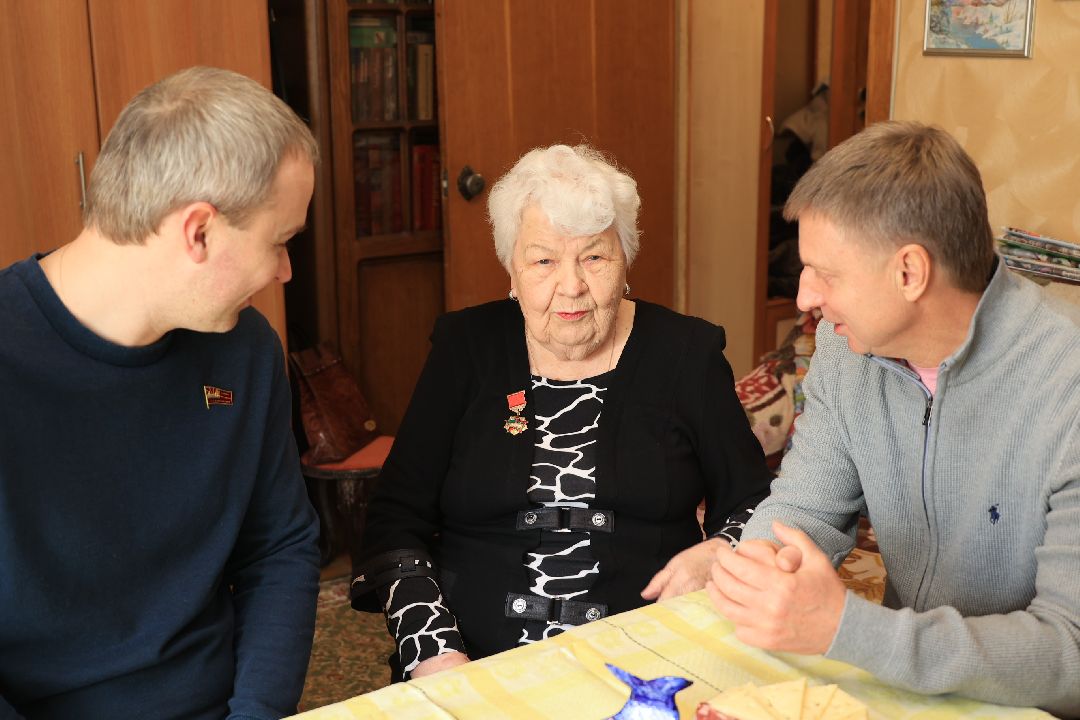 Ветеран ВОВ, 8 Марта, поздравление, Дзержинский