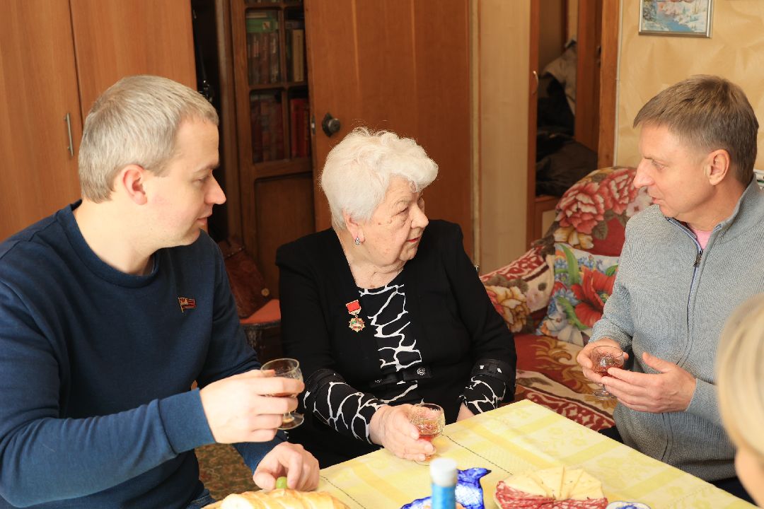 Ветеран ВОВ, 8 Марта, поздравление, Дзержинский