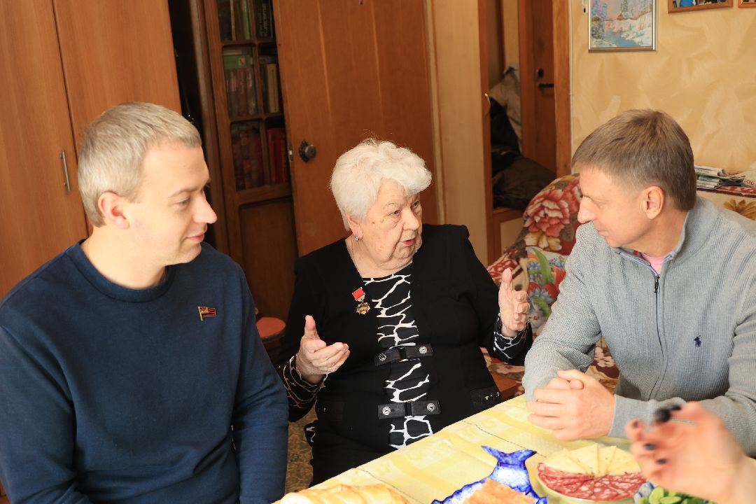 Ветеран ВОВ, 8 Марта, поздравление, Дзержинский