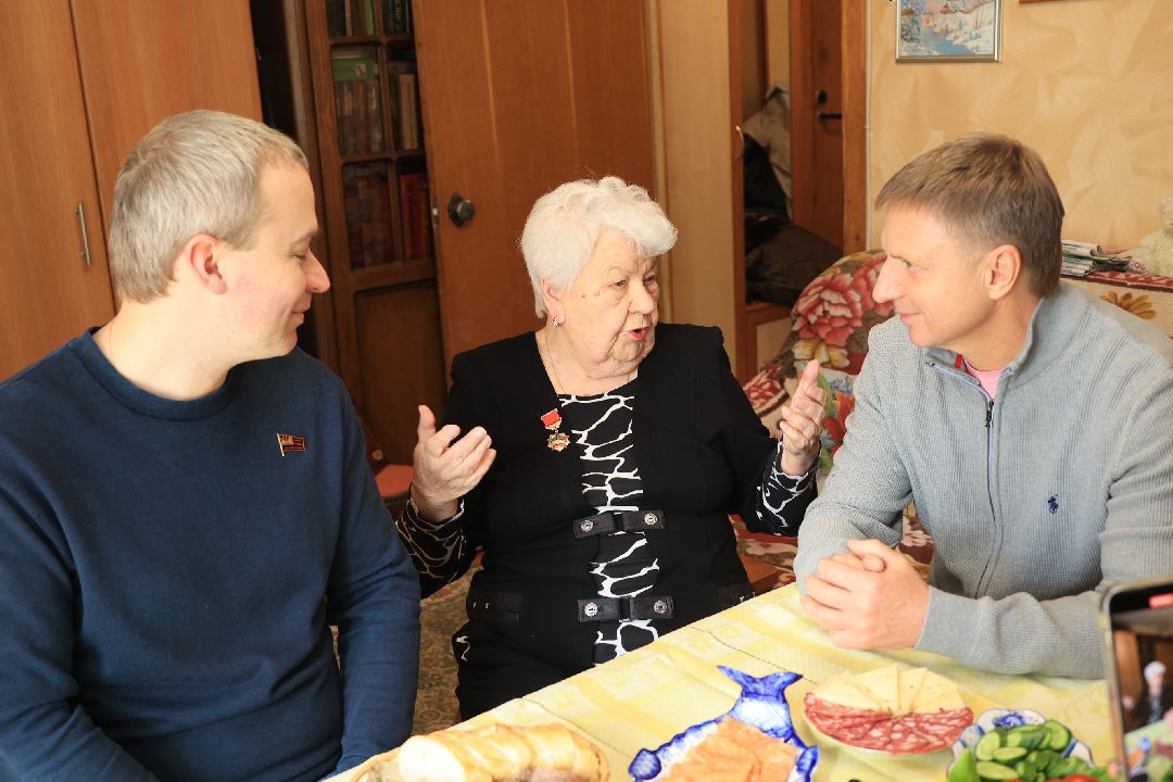 Ветеран ВОВ, 8 Марта, поздравление, Дзержинский