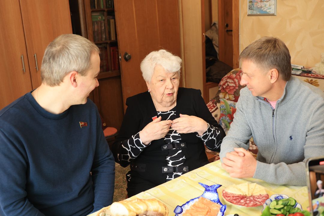 Ветеран ВОВ, 8 Марта, поздравление, Дзержинский