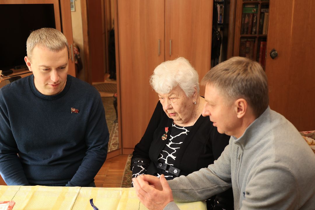 Ветеран ВОВ, 8 Марта, поздравление, Дзержинский