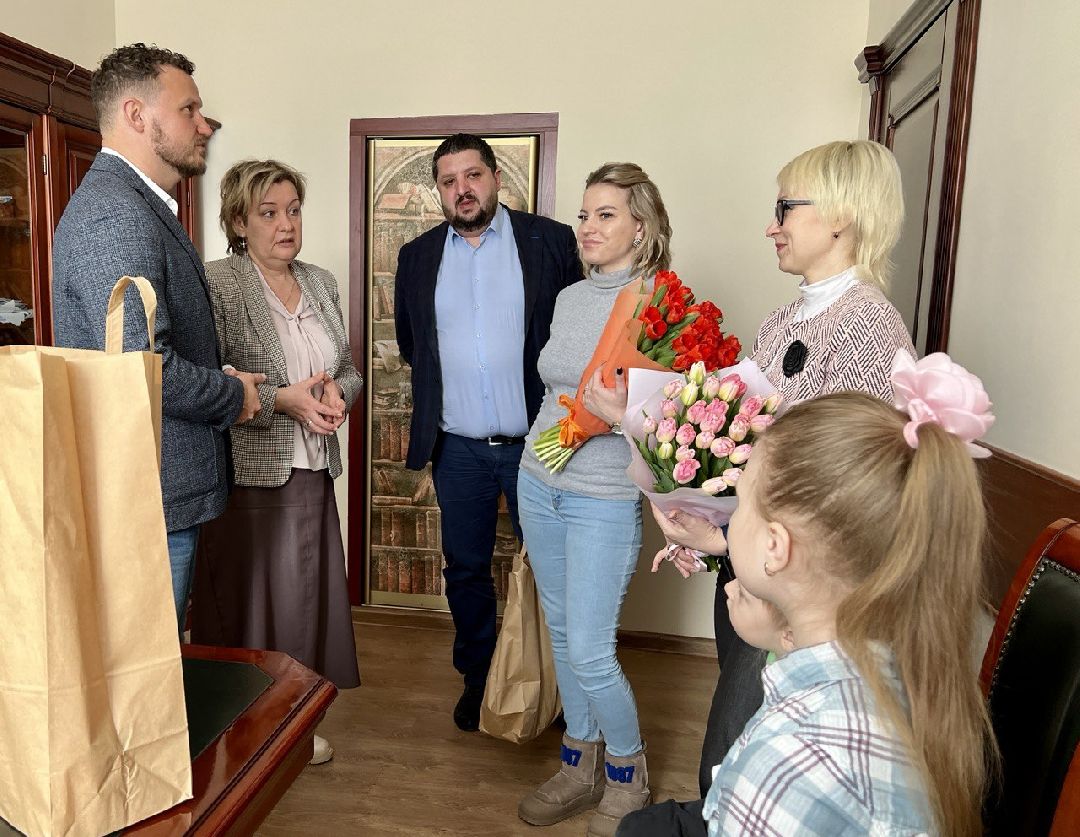 Истра, сыр, Сирота, СВО, жены, акция, 8 марта