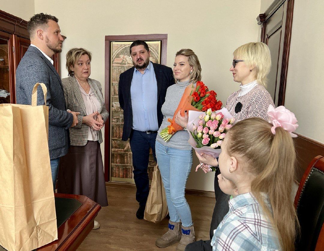 Истра, сыр, Сирота, СВО, жены, акция, 8 марта