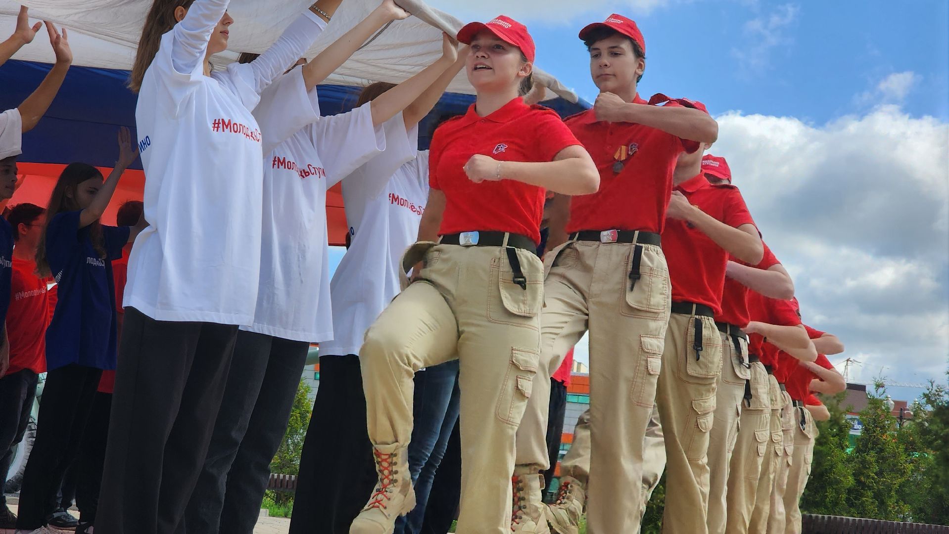 Ступино, флаг России, молодежь Ступино