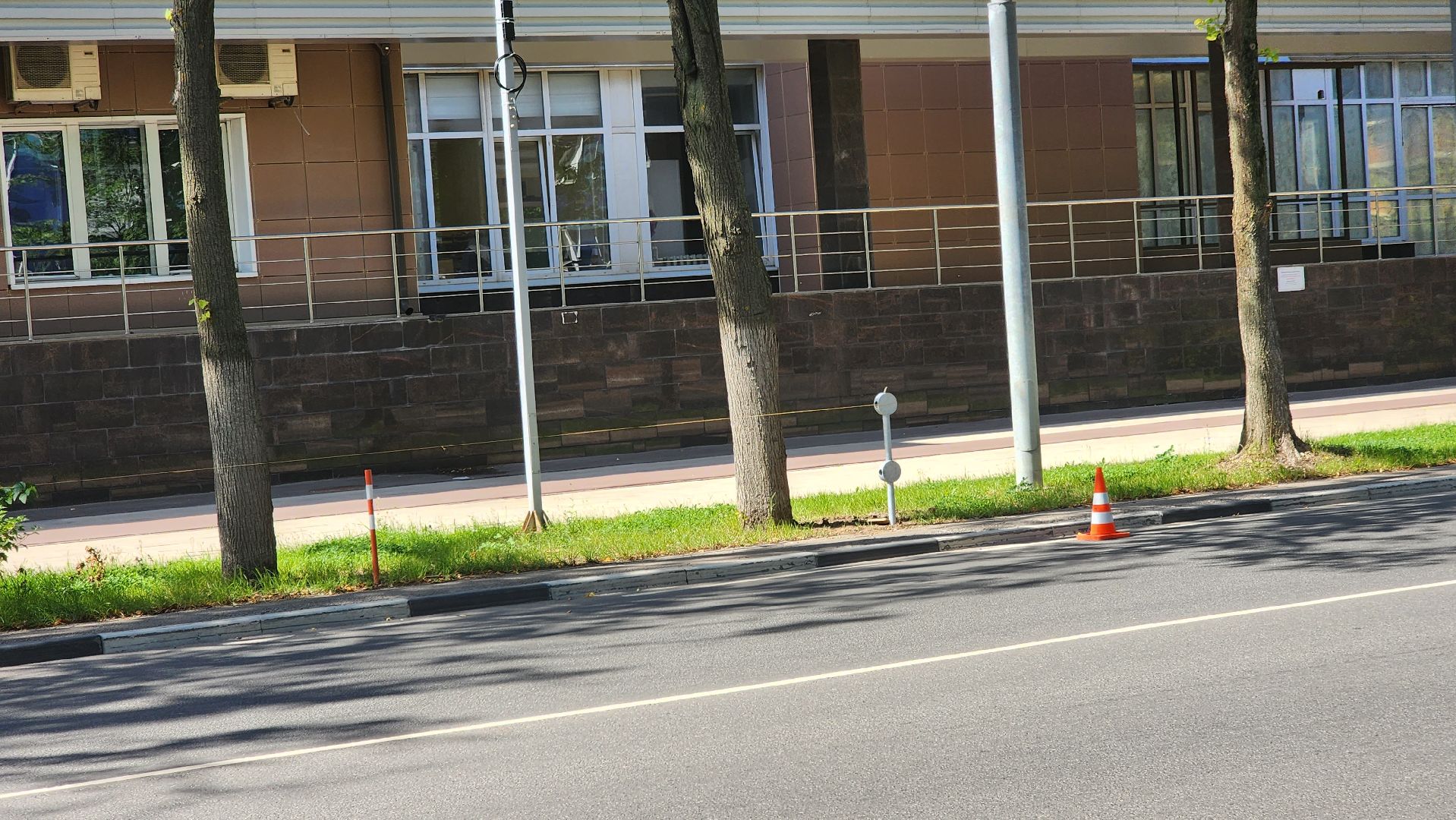 Долгопрудный, благоустройство, МФТИ, Физтех, ограждение, дорога, газон