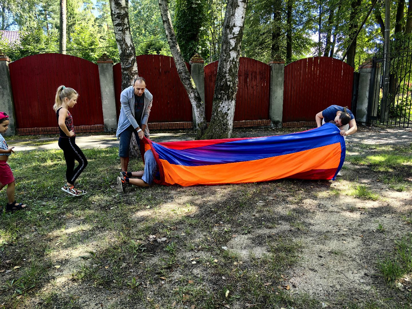 Флаг, квест, игра, рисунок, асфальт, дети