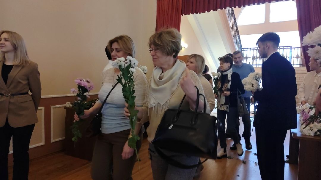 Весна в Подмосковье, Пушкино, Пушкинский, 8 марта, Международный женский день, цветы, весна,