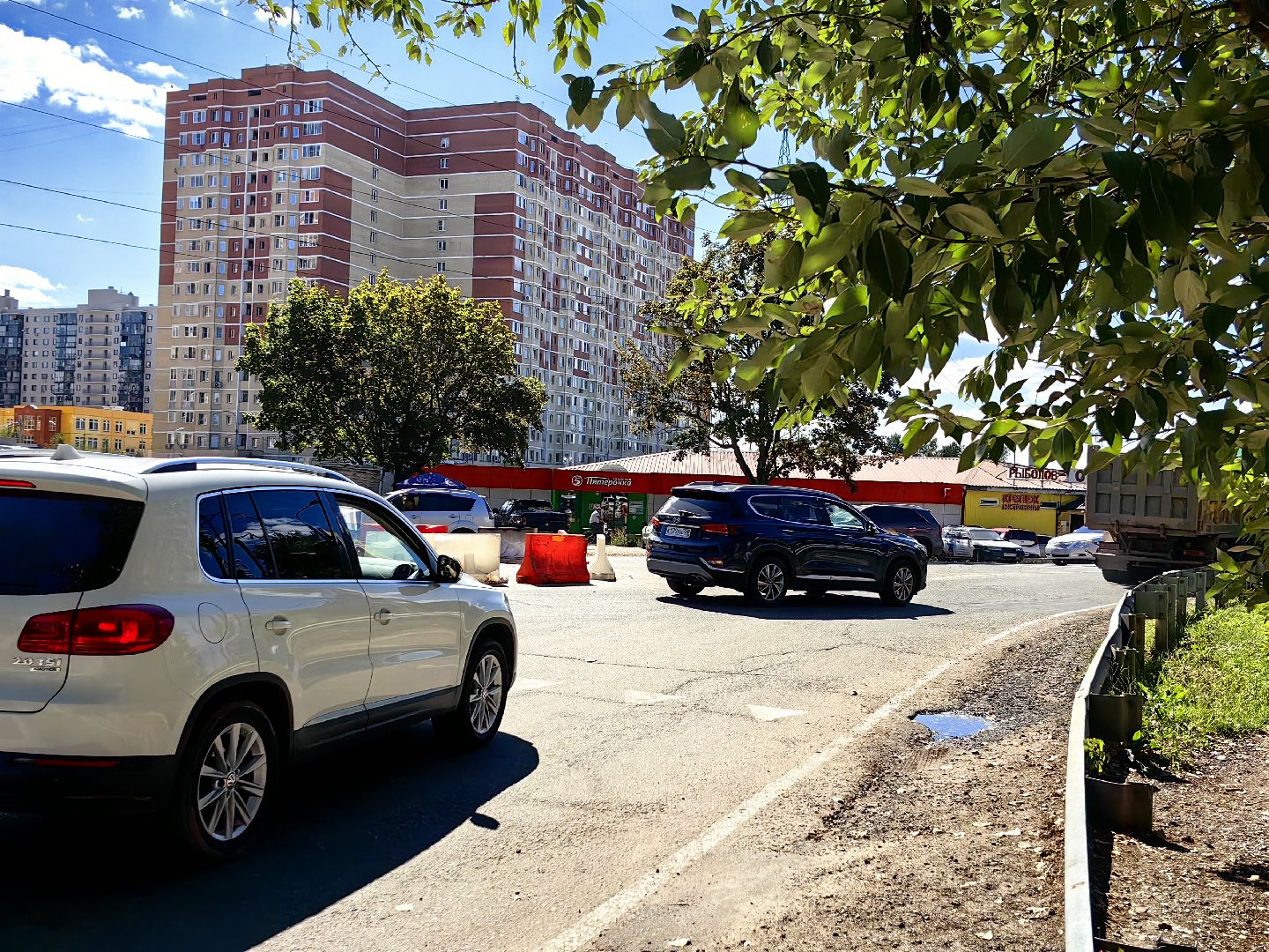 Знак, круговое движение, пробки, перекрёсток